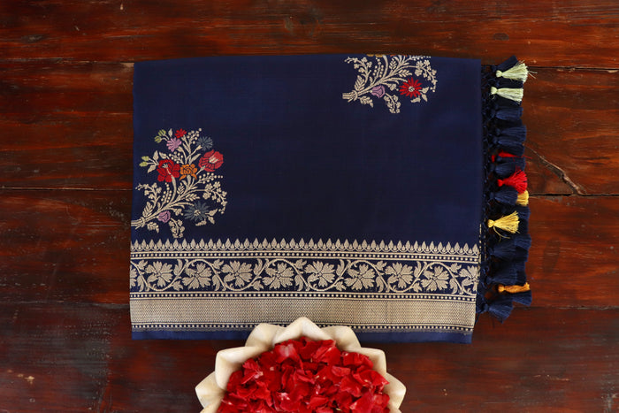 Navy Blue Meenadar Banarasi Katan Silk Saree - photo 7