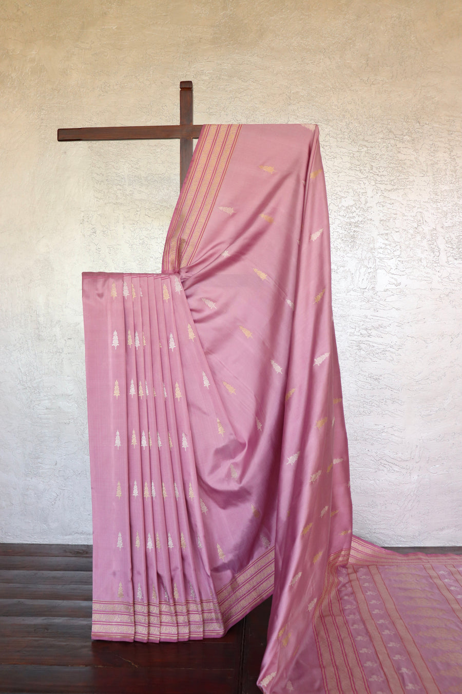 Dusty Rose Kadhua Banarasi Katan Silk Saree - front drape