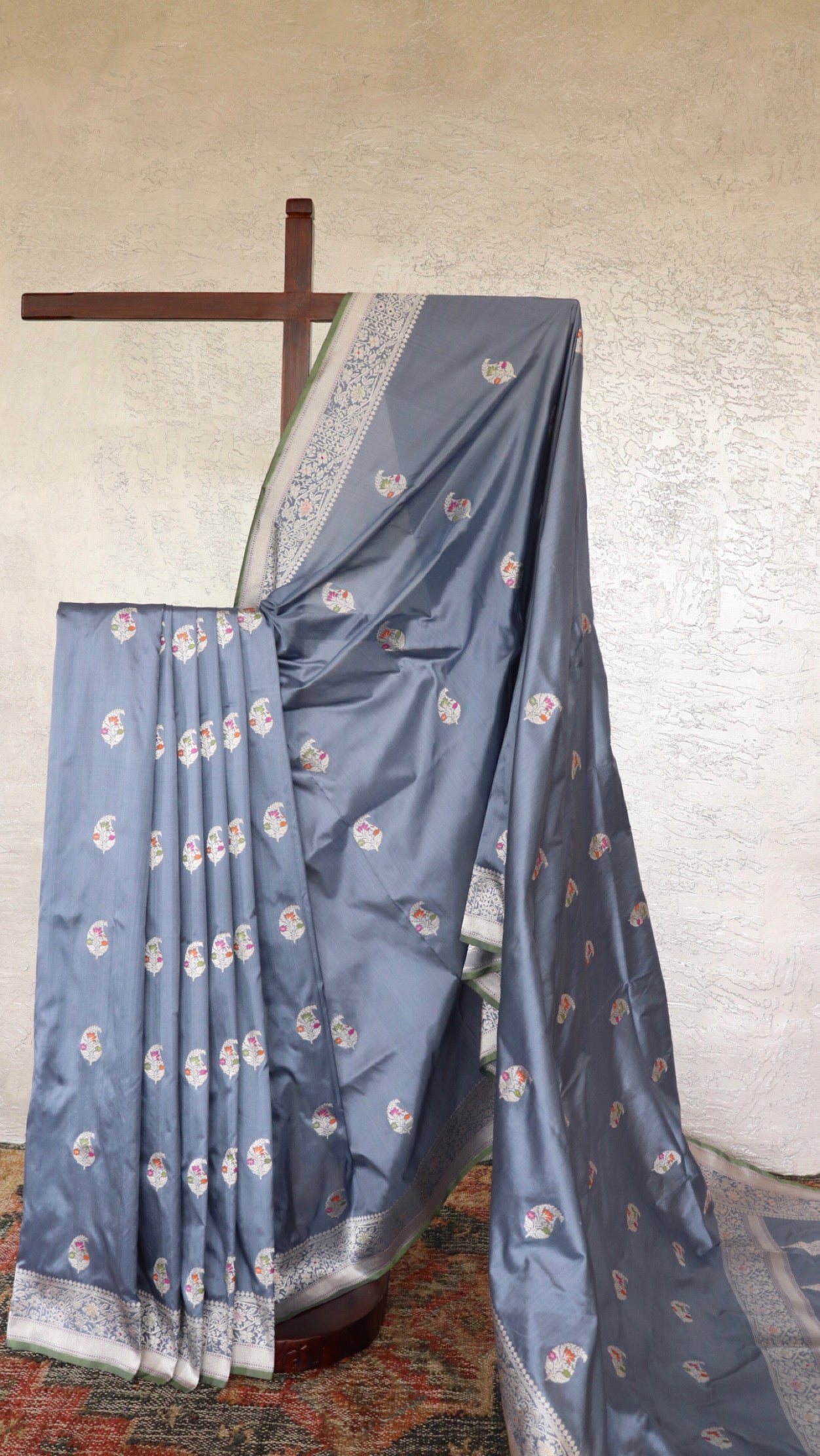 Pink Kairy Pure Silk Banarasi Saree | Stuti Weaves