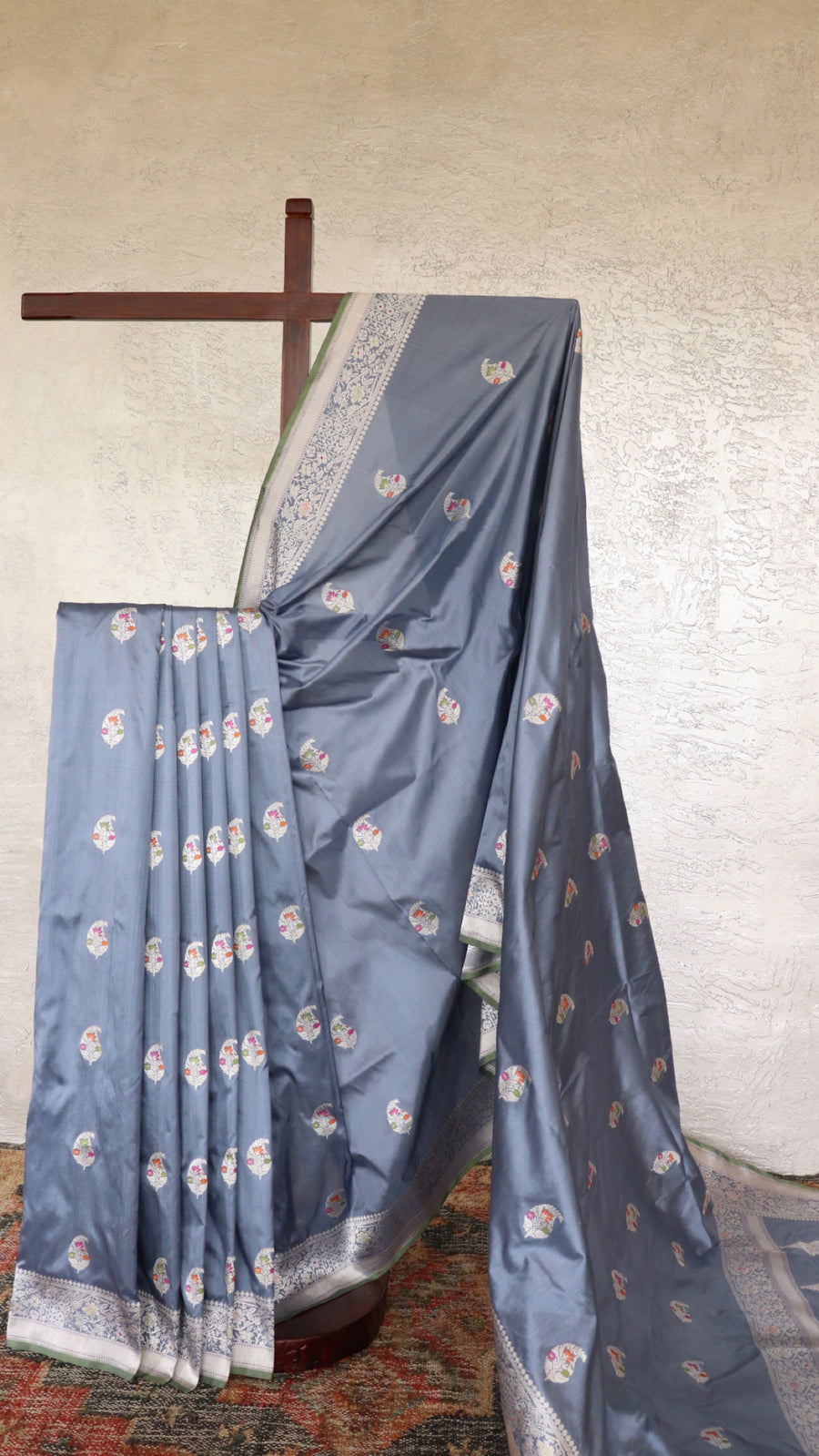 Pink Kairy Pure Silk Banarasi Saree | Stuti Weaves