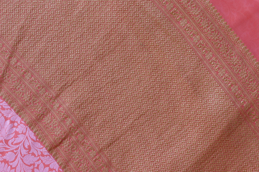 Pleat detail of Pink Tanchoi georgette saree