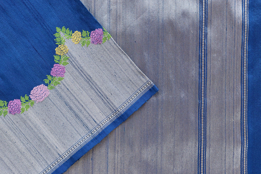 Colour close-up of Blue Floral Border Banarasi saree