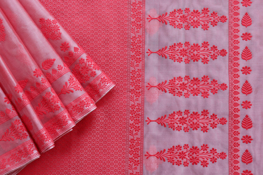 Pleat detail of Red Resham Kadhua Kora saree