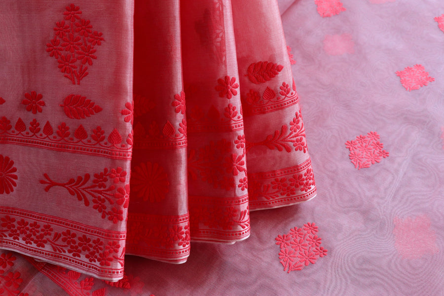 Pallu detail of Red Resham Kadhua Kora saree