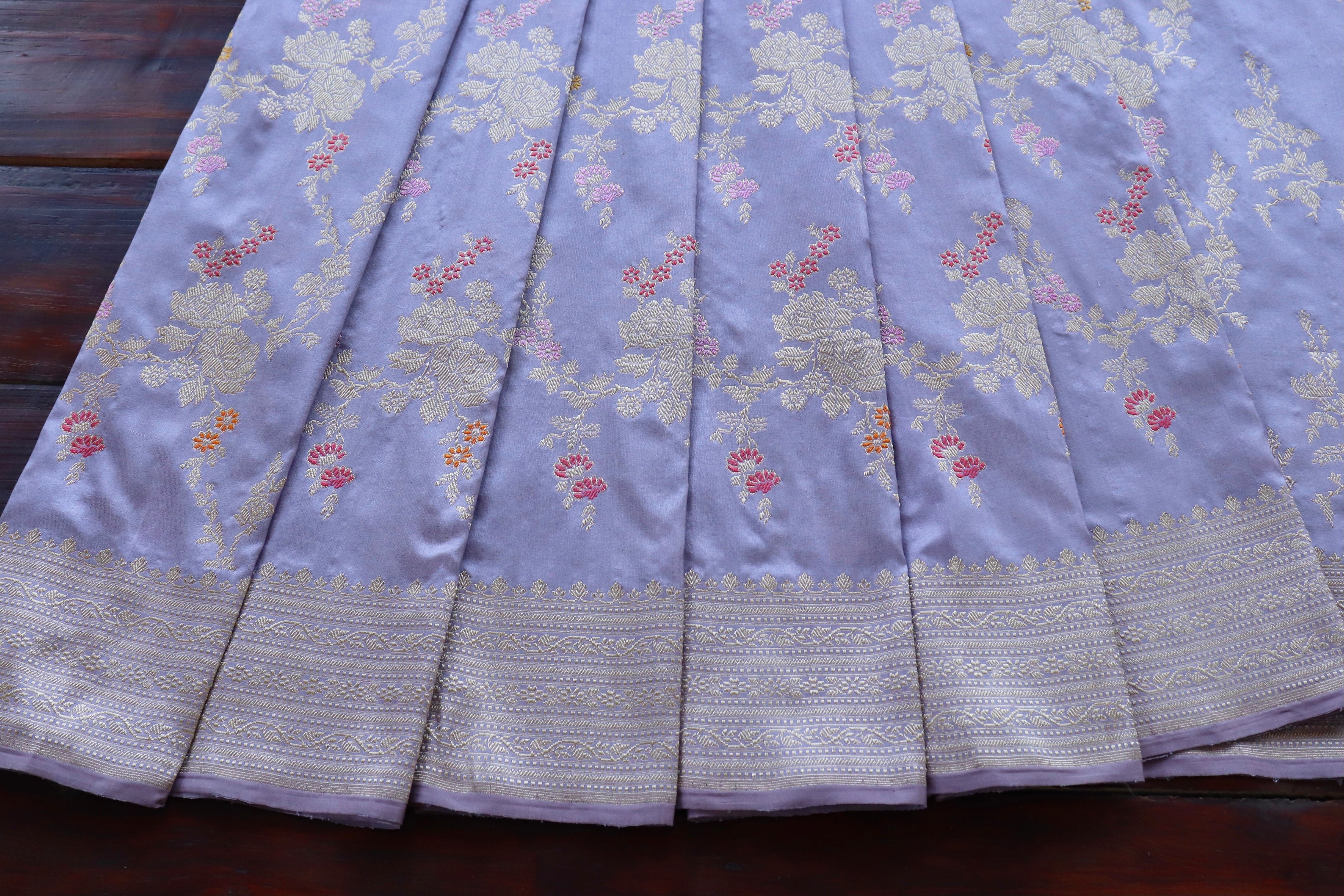 Iris Gulab Jangla Pure Silk Handloom Banarasi Saree