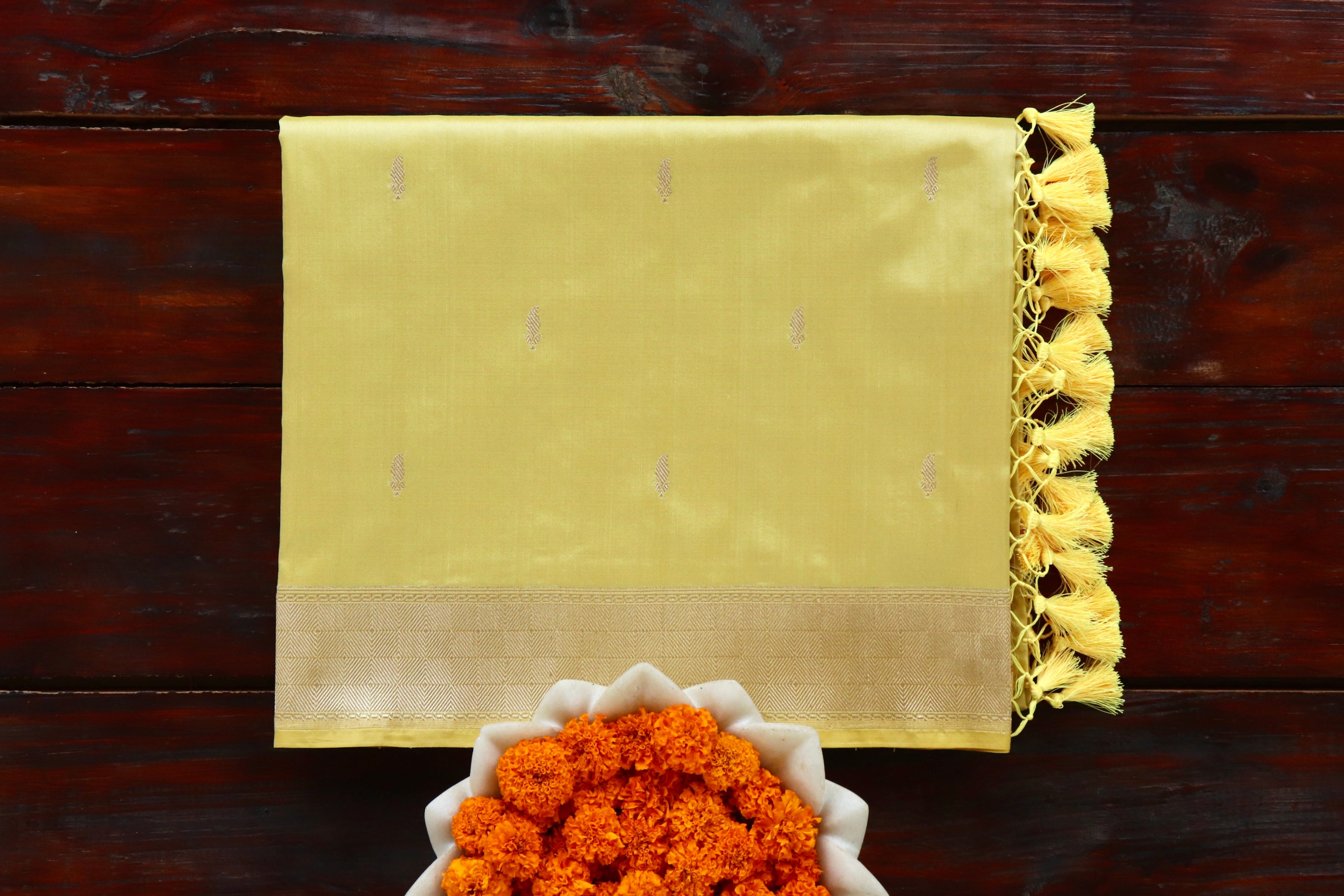 Butter Yellow Kairy Kuniya Pure Silk Handloom Banarasi Saree