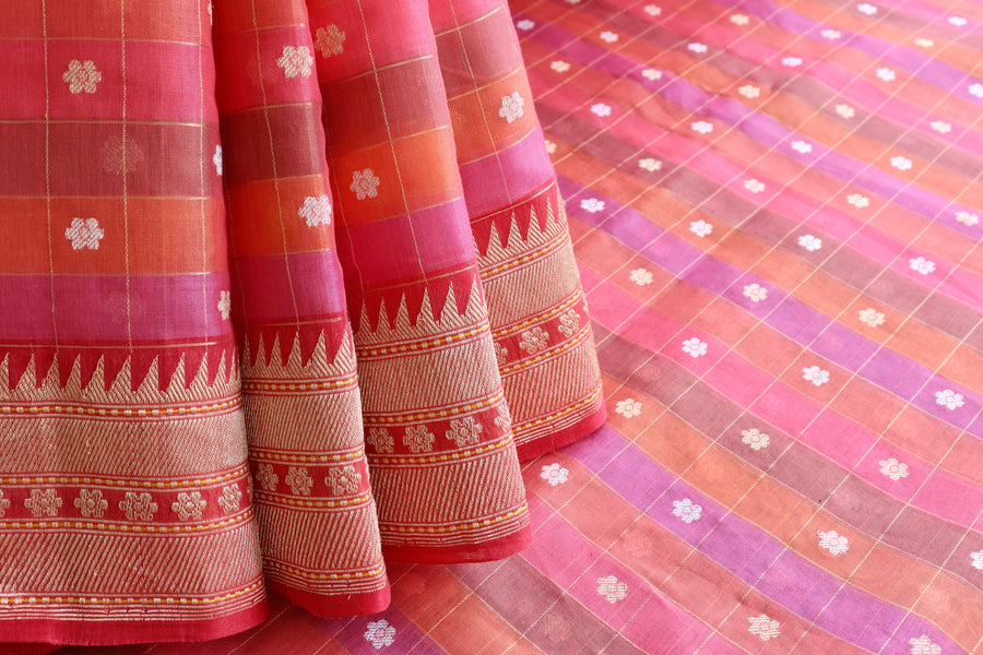 Pallu detail of Multicolor Kora Kadhua Banarasi saree
