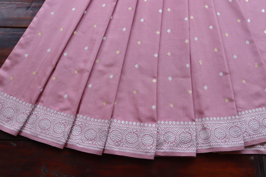 Salmon Pink Kadhua Weave Pure Silk Handloom Banarasi Saree