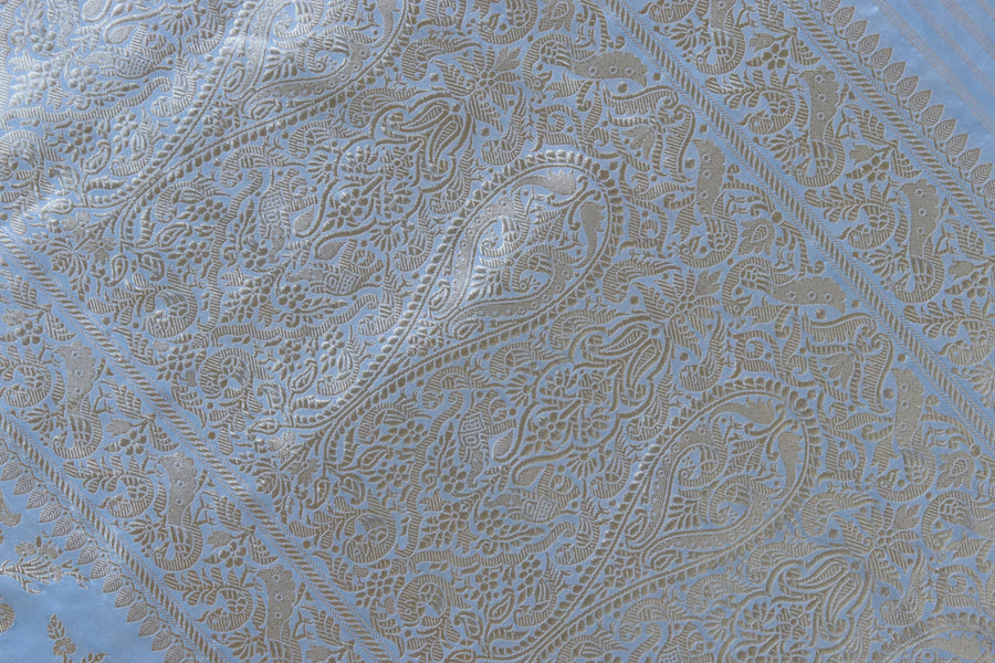 Pleat detail of Grey Kadhua Banarasi saree