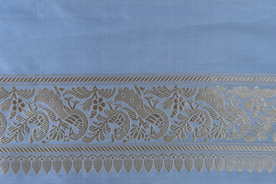 Kadhua thread-by-thread motif on Grey Banarasi saree