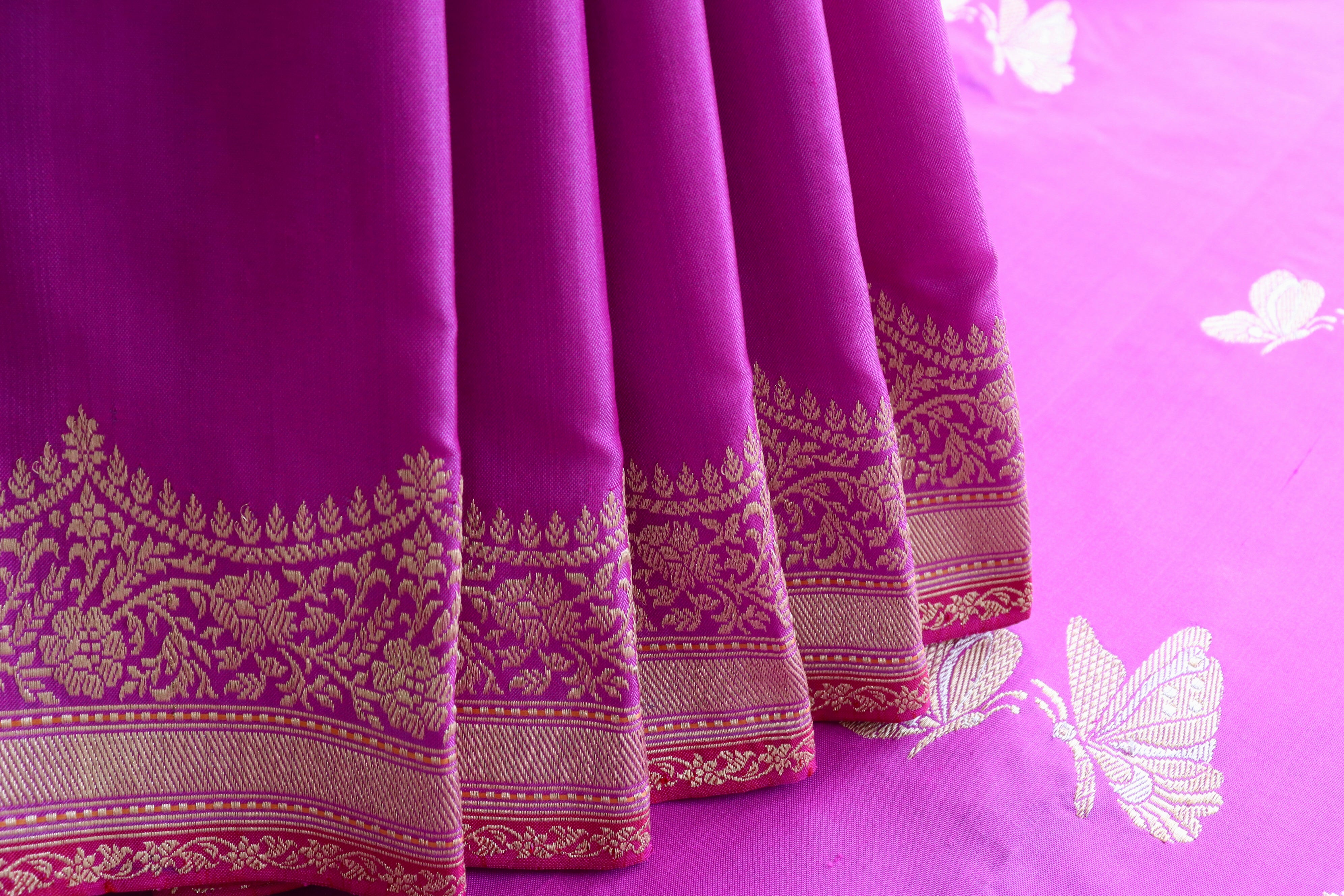 Violet Butterfly Motif Pure Silk Handloom Banarasi Saree