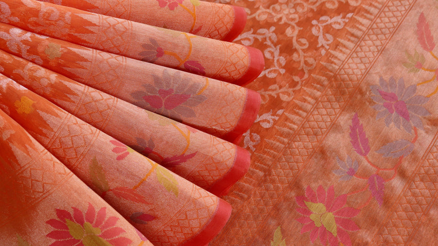 Pallu detail of Bright Orange Kadhua Kora Banarasi saree