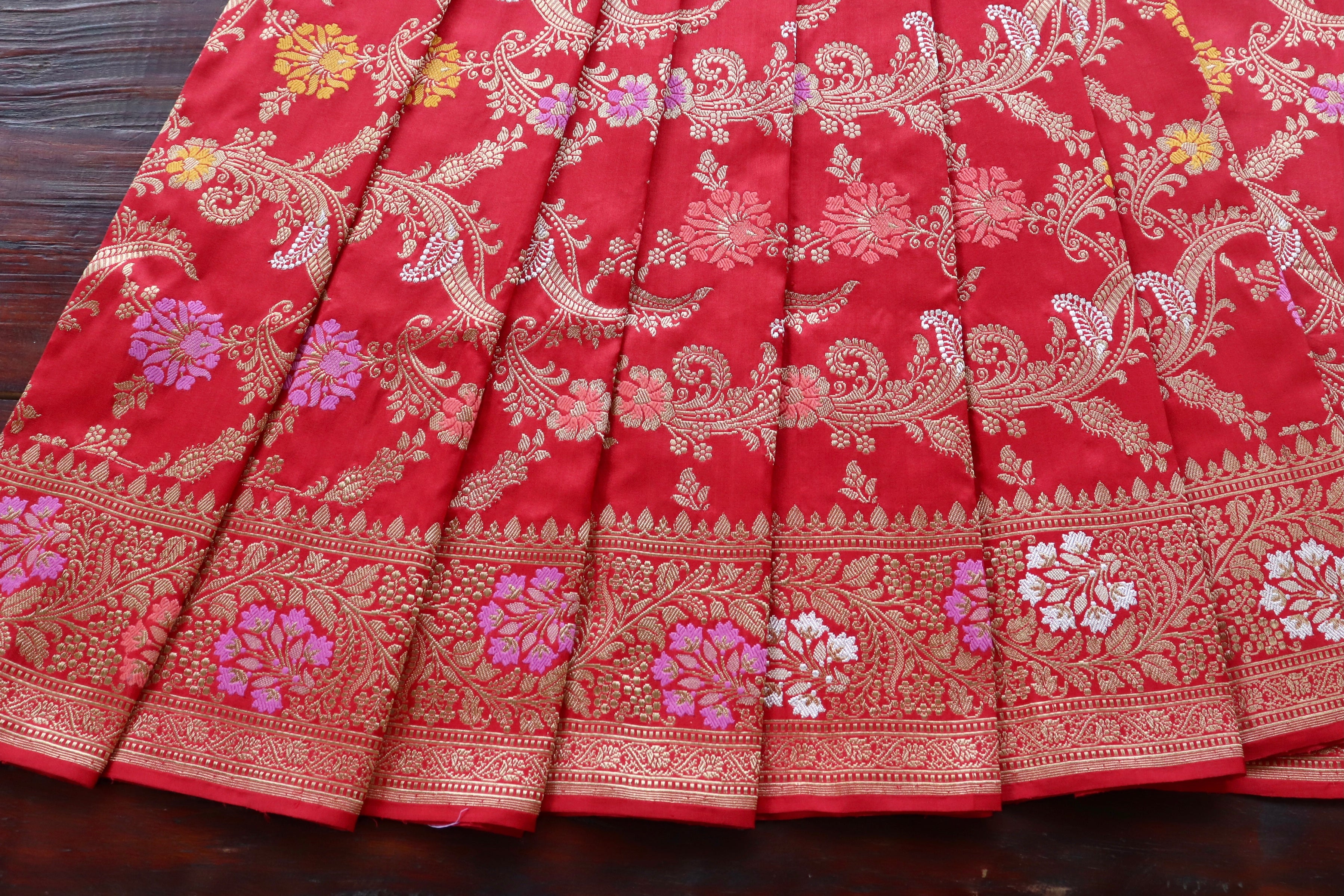 Red Meenadar Jangla Pure Silk Handloom Banarasi Saree