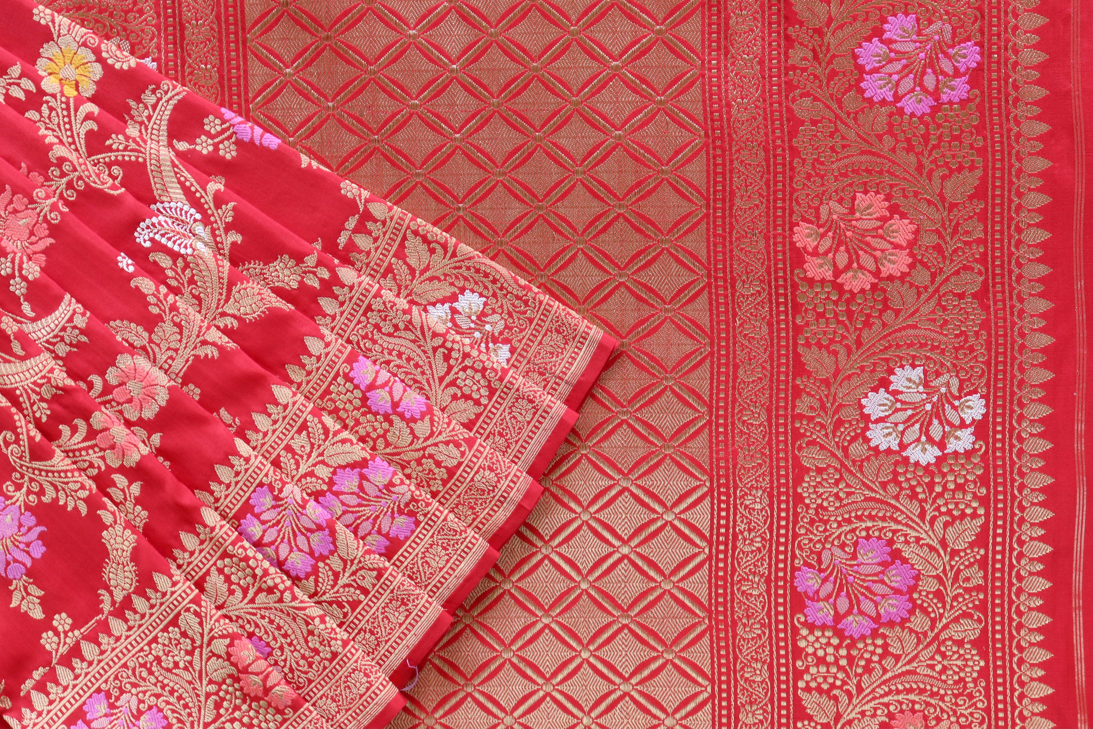 Red Meenadar Jangla Pure Silk Handloom Banarasi Saree