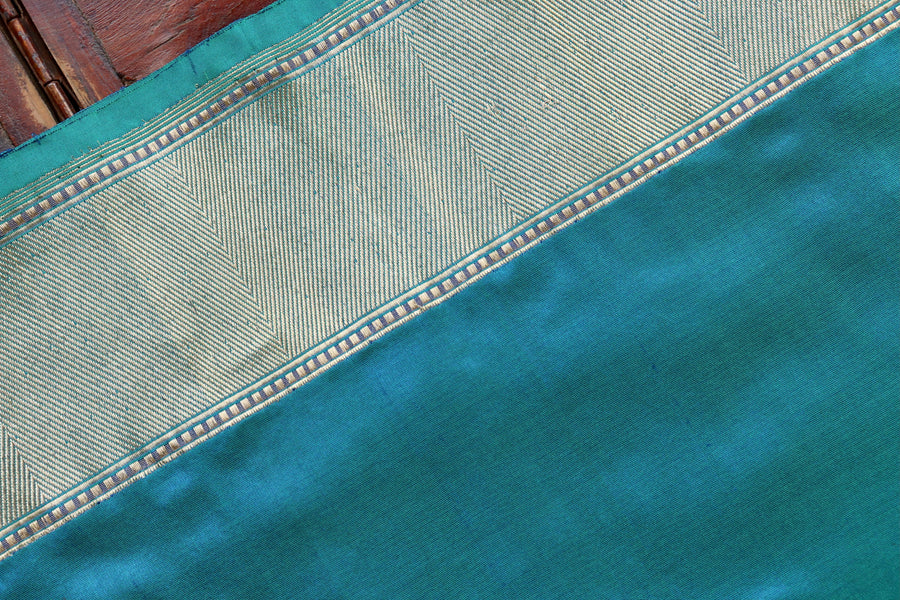 Peacock Blue Floral Border Pure Silk Handloom Banarasi Saree