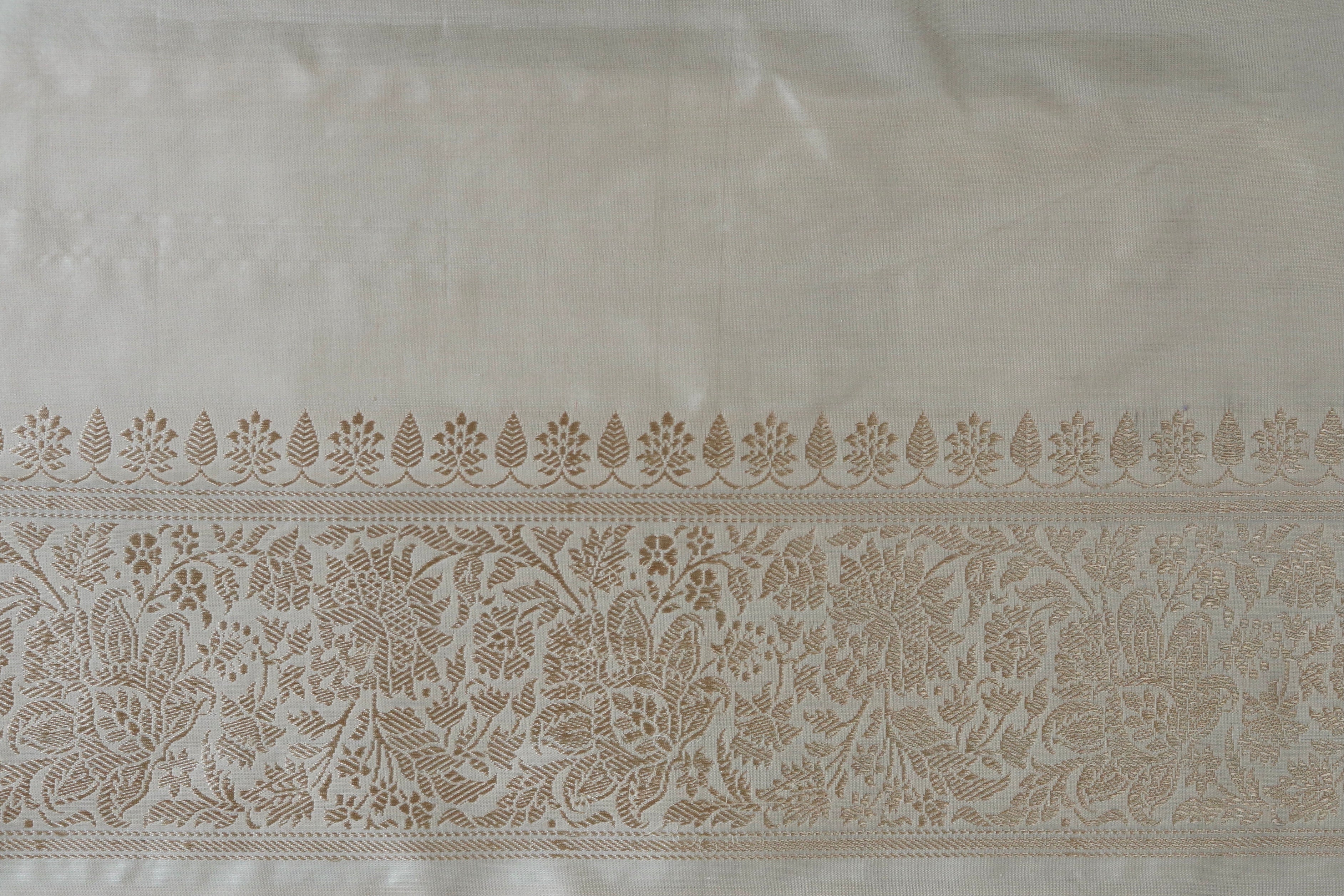 Ivory Kimkhab Pure Silk Handloom Banarasi Silk Saree