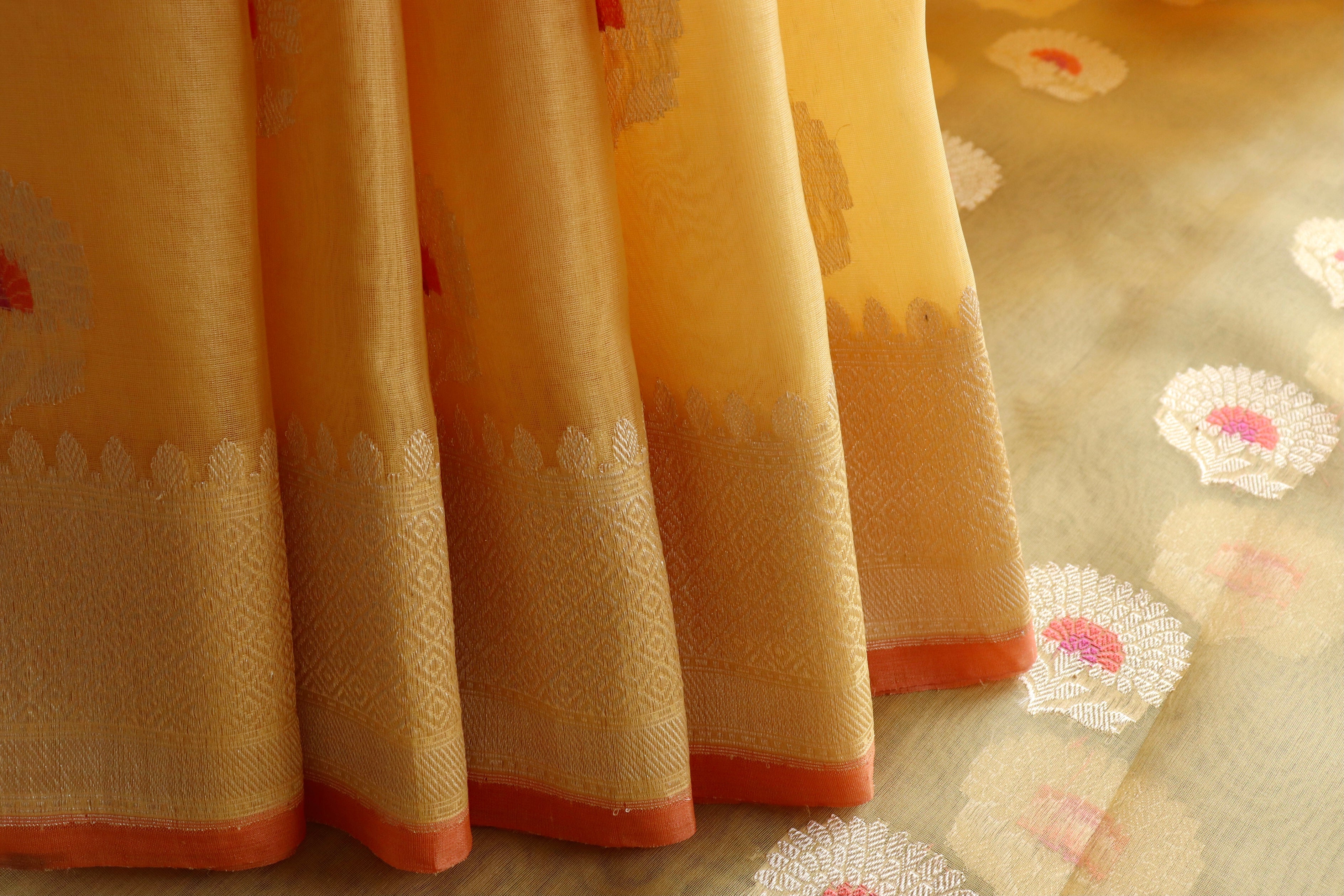 Yellow Genda Motif Pure Silk Handloom Banarasi Saree