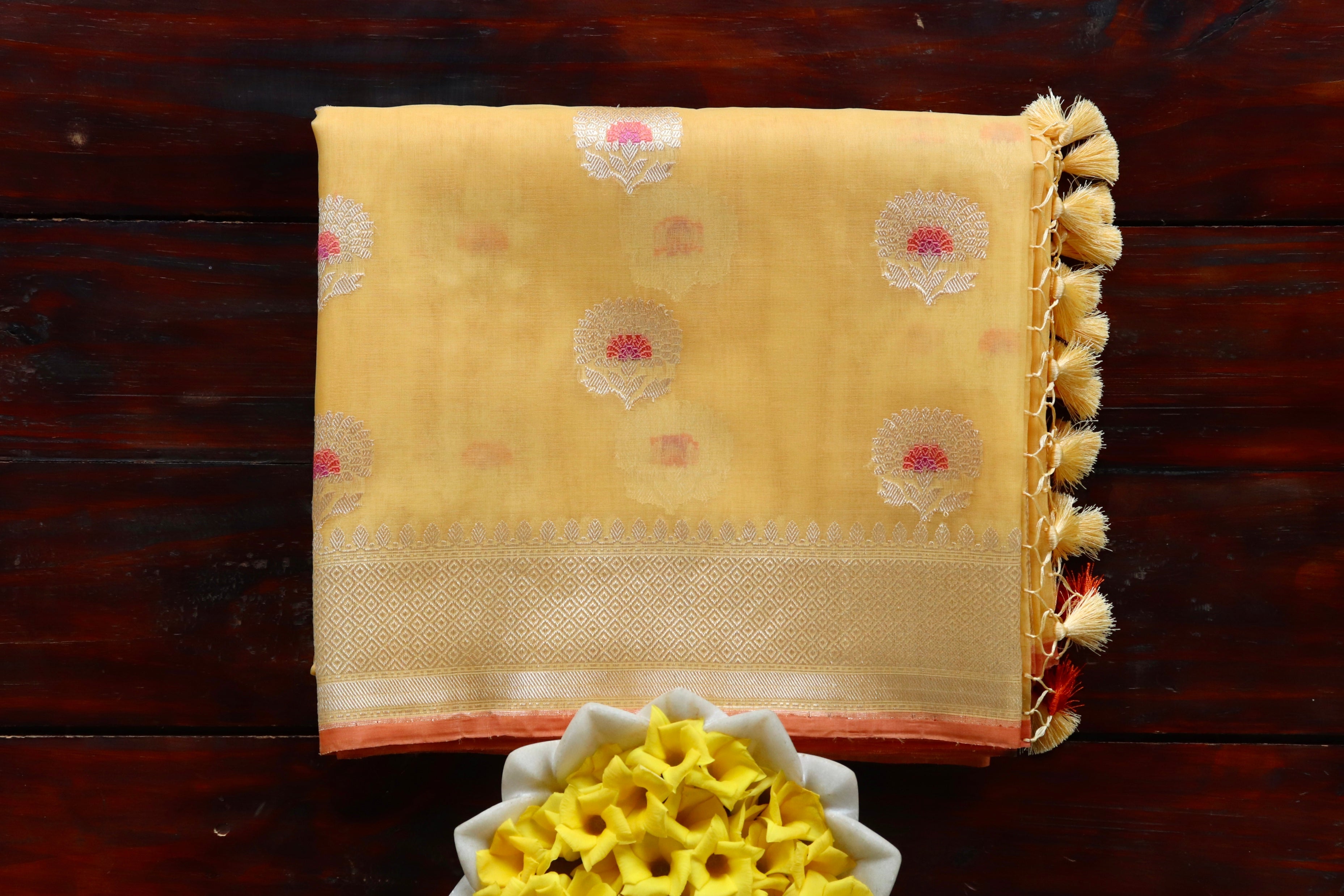 Yellow Genda Motif Pure Silk Handloom Banarasi Saree