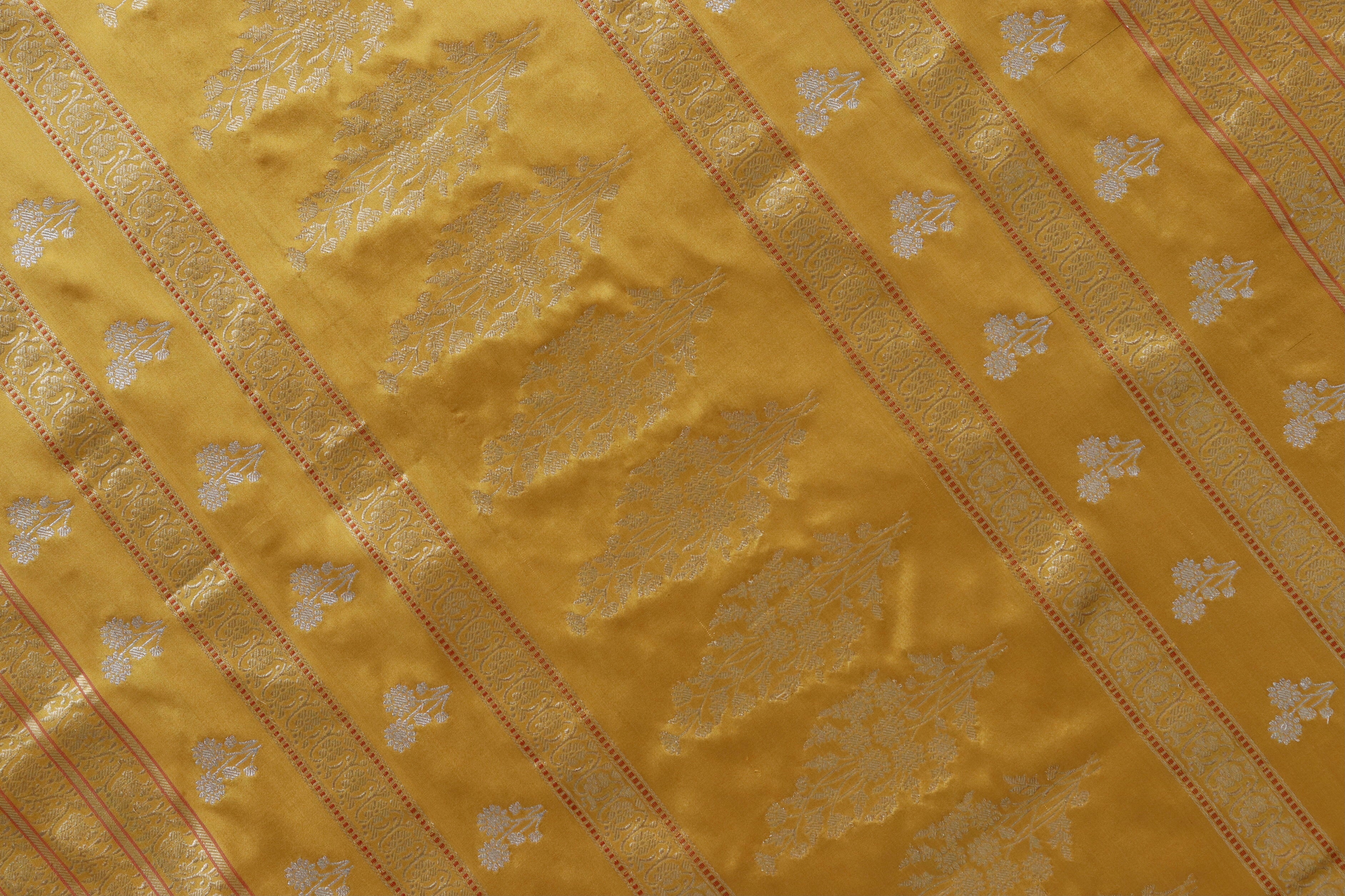 Yellow Kadhua Motif Pure Silk Handloom Banarasi Saree