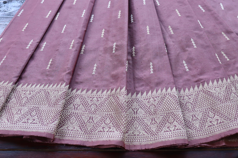 Blouse piece for Dusty Rose Kadhua Buta saree