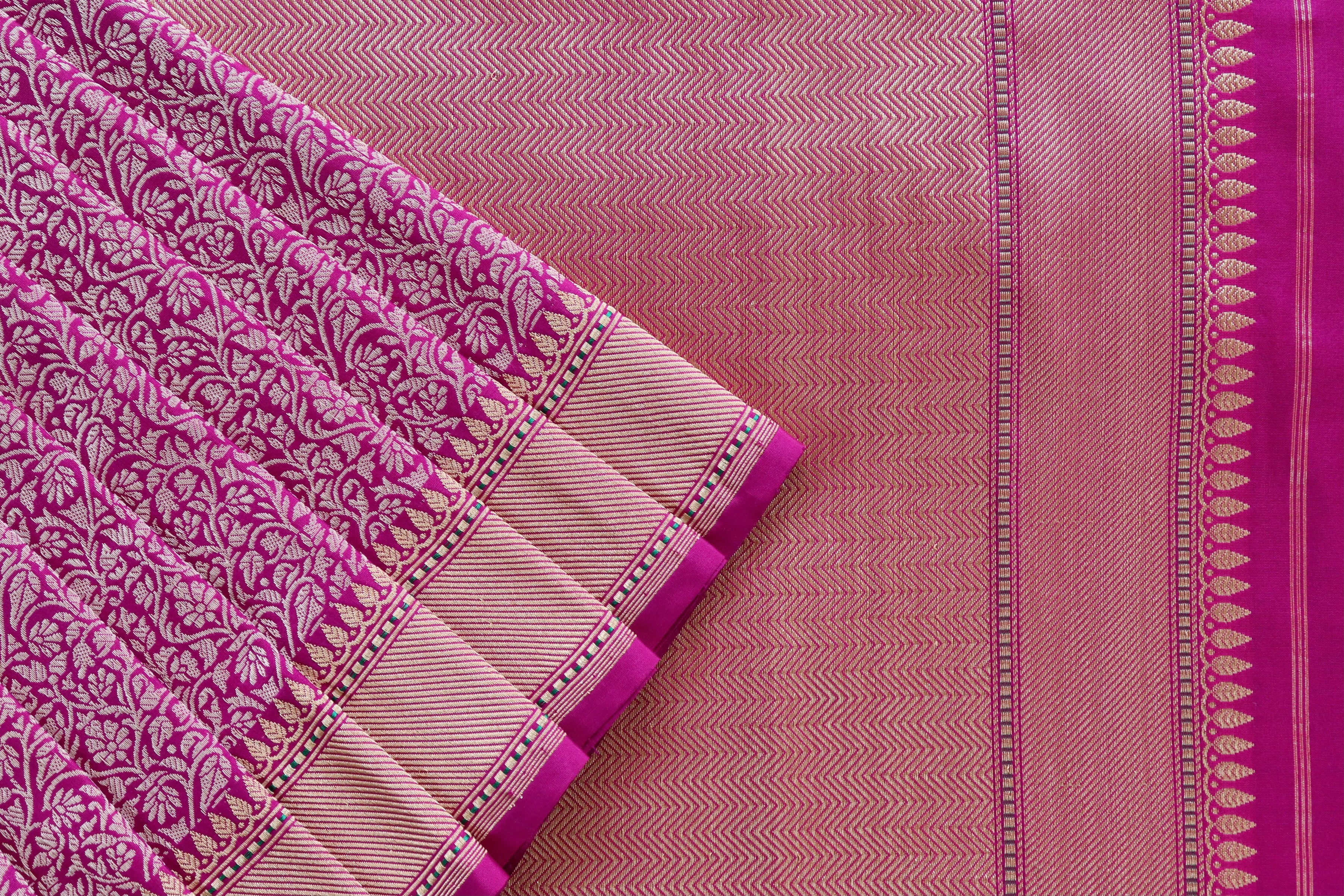 Magenta Tanchoi Pure Silk Handloom Banarasi Saree