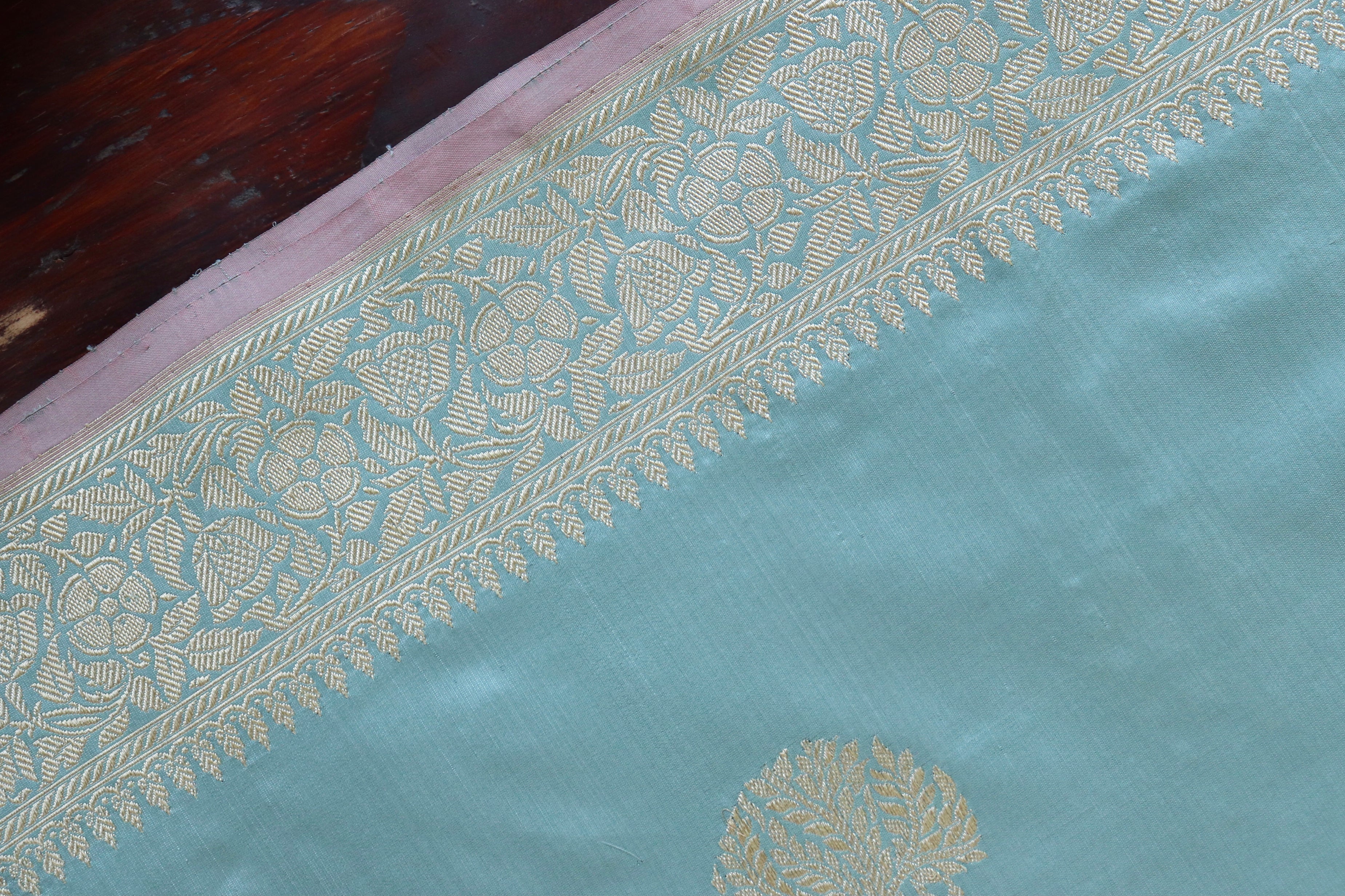 Powder Blue Kadhua Motif Pure Silk Handloom Banarasi Saree