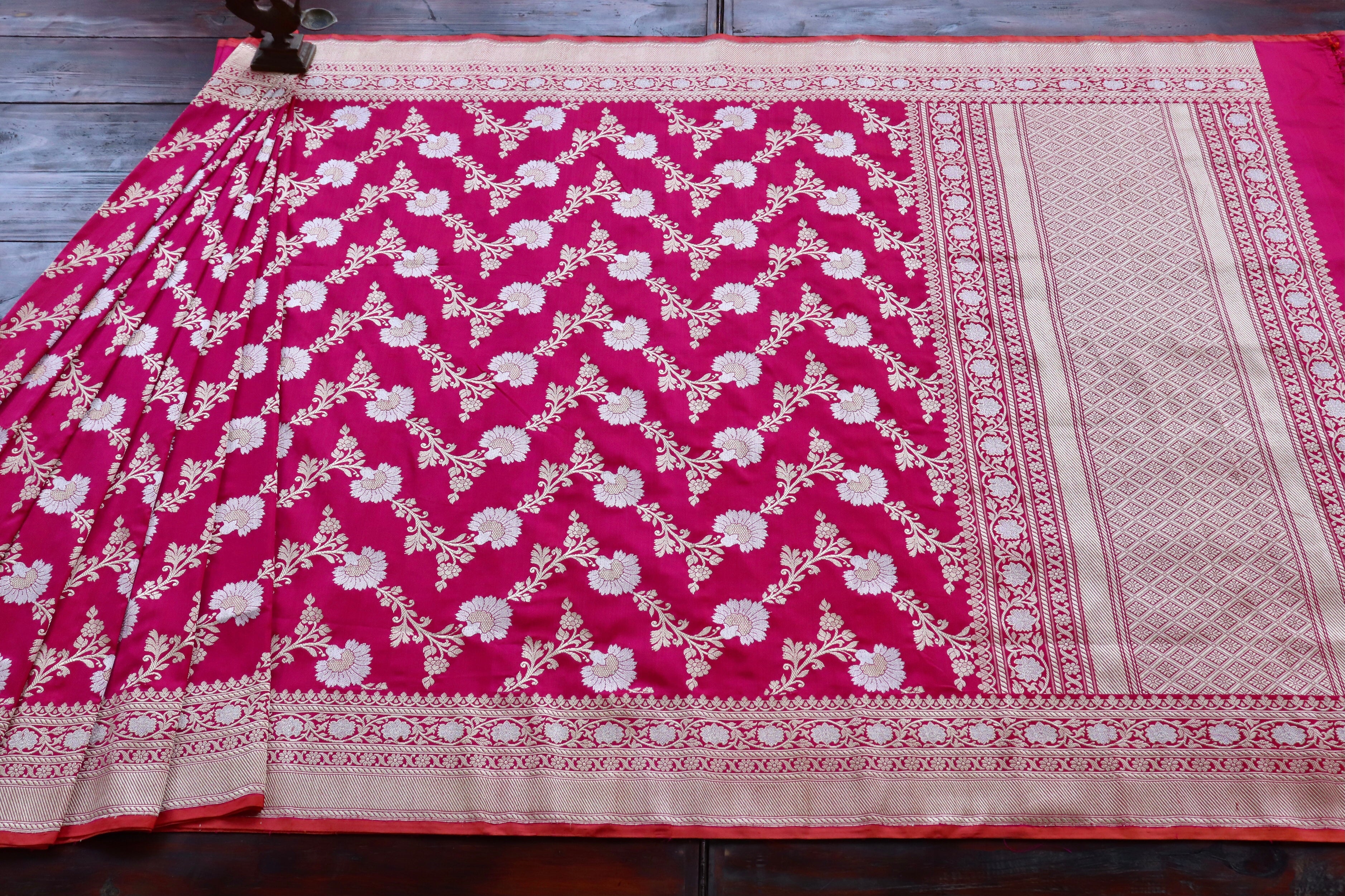 Rani Zig Zag Jangla Pure Silk Handloom Banarasi Saree