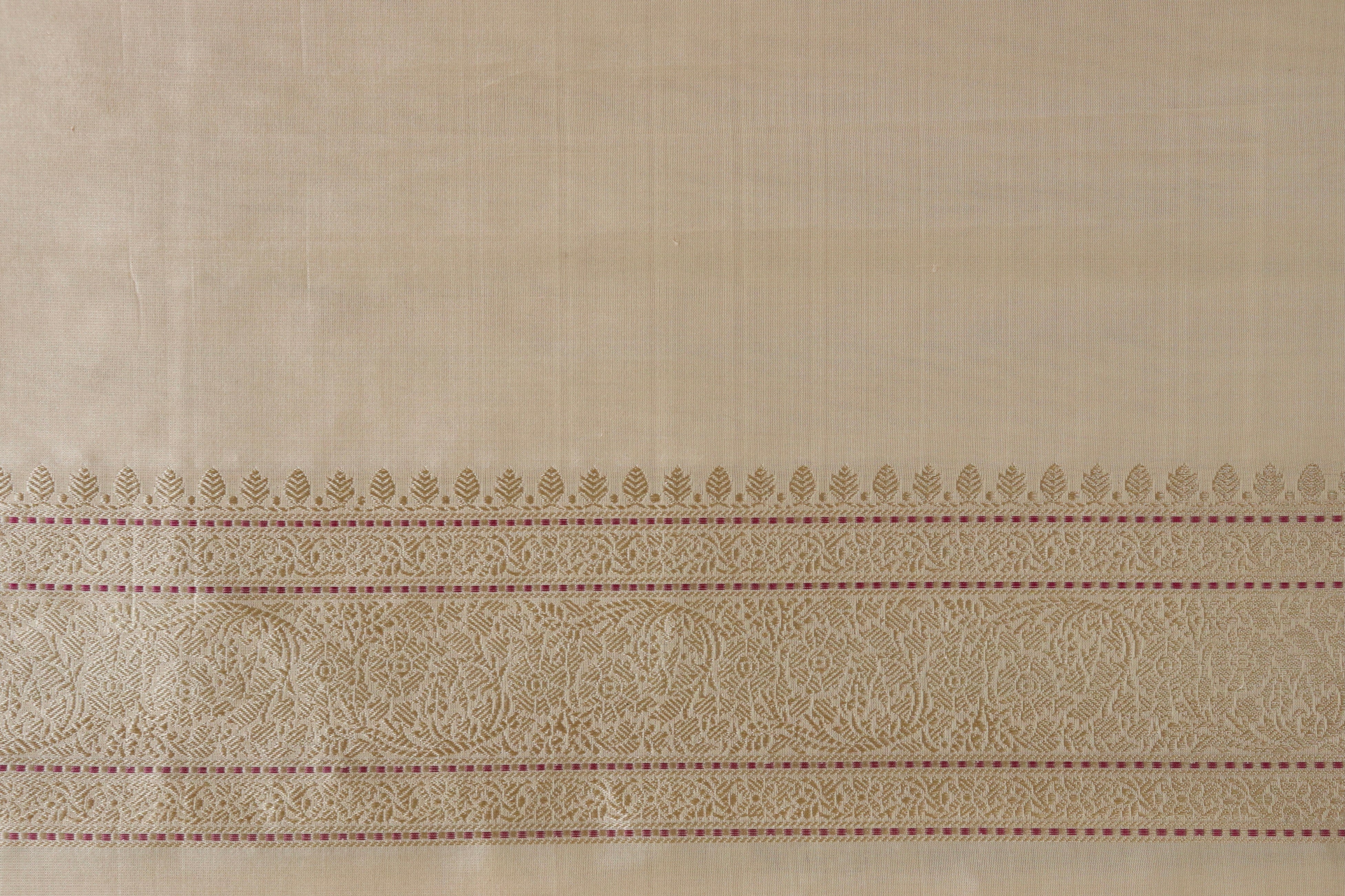 Ivory Kimkhab Pure Silk Handloom Banarasi Saree