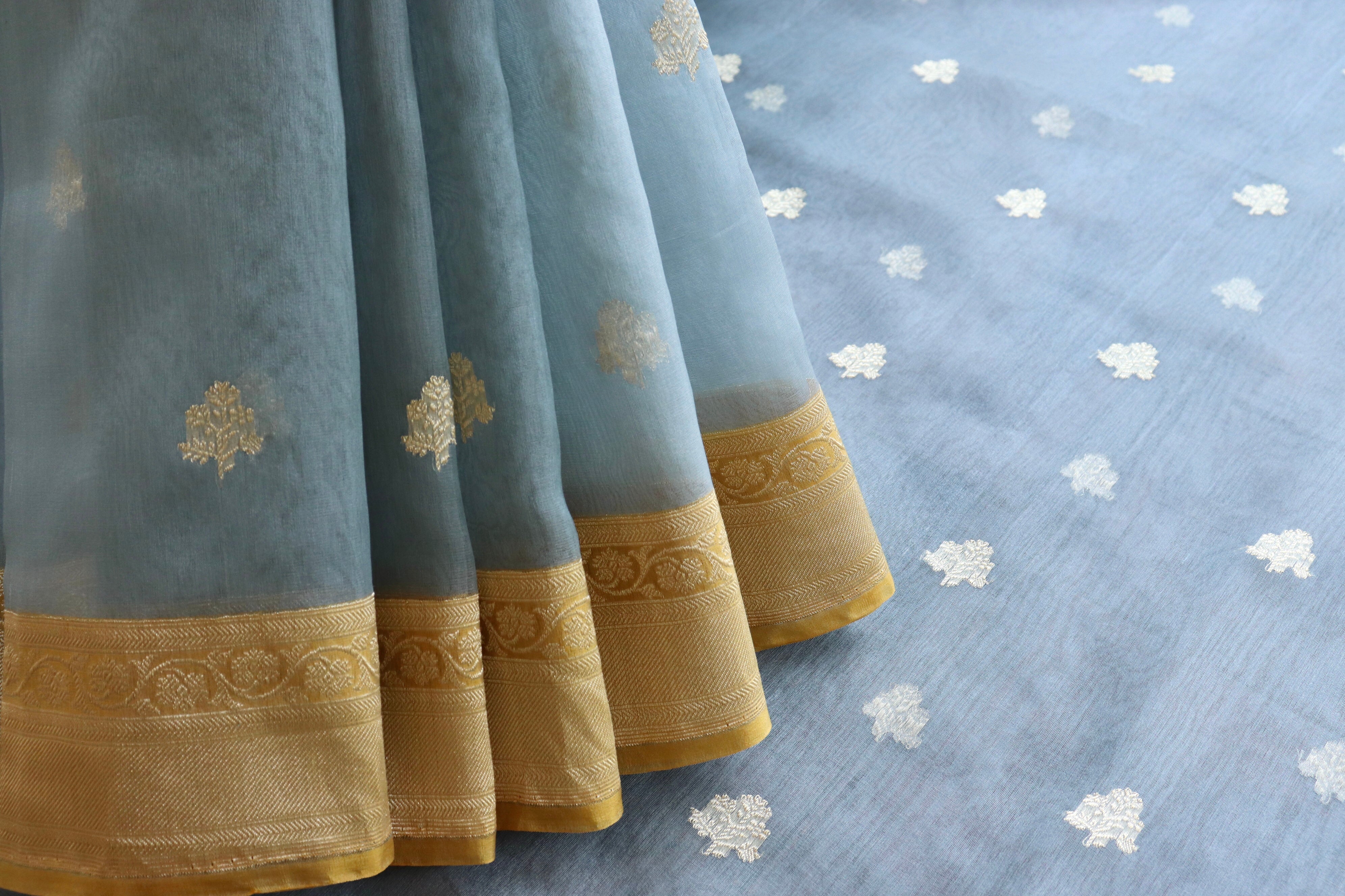 Grey Kora Silk Leaf Motif Handloom Banarasi Saree