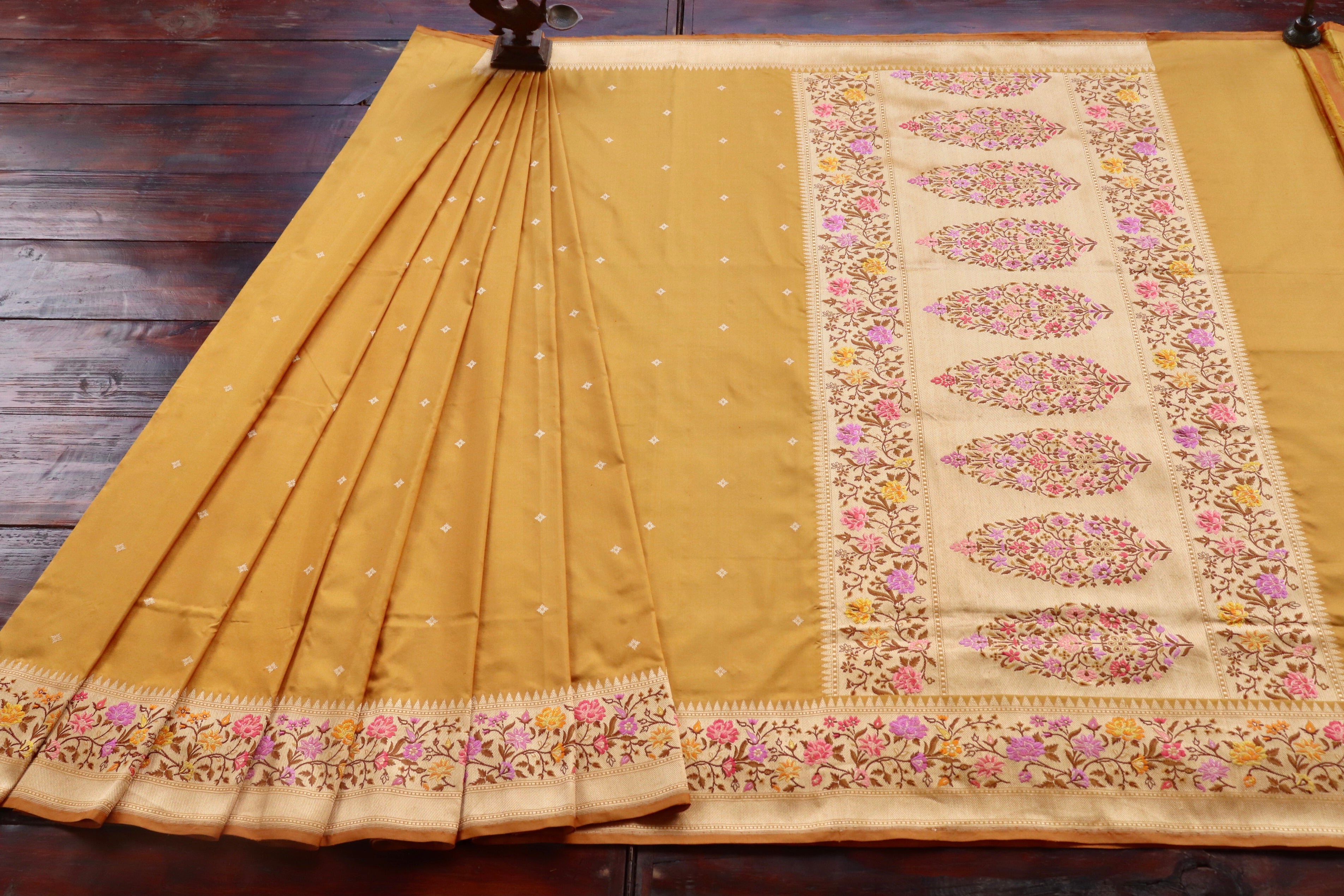 Yellow Meenadar Kadhua  Pure Silk Handloom Banarasi Saree