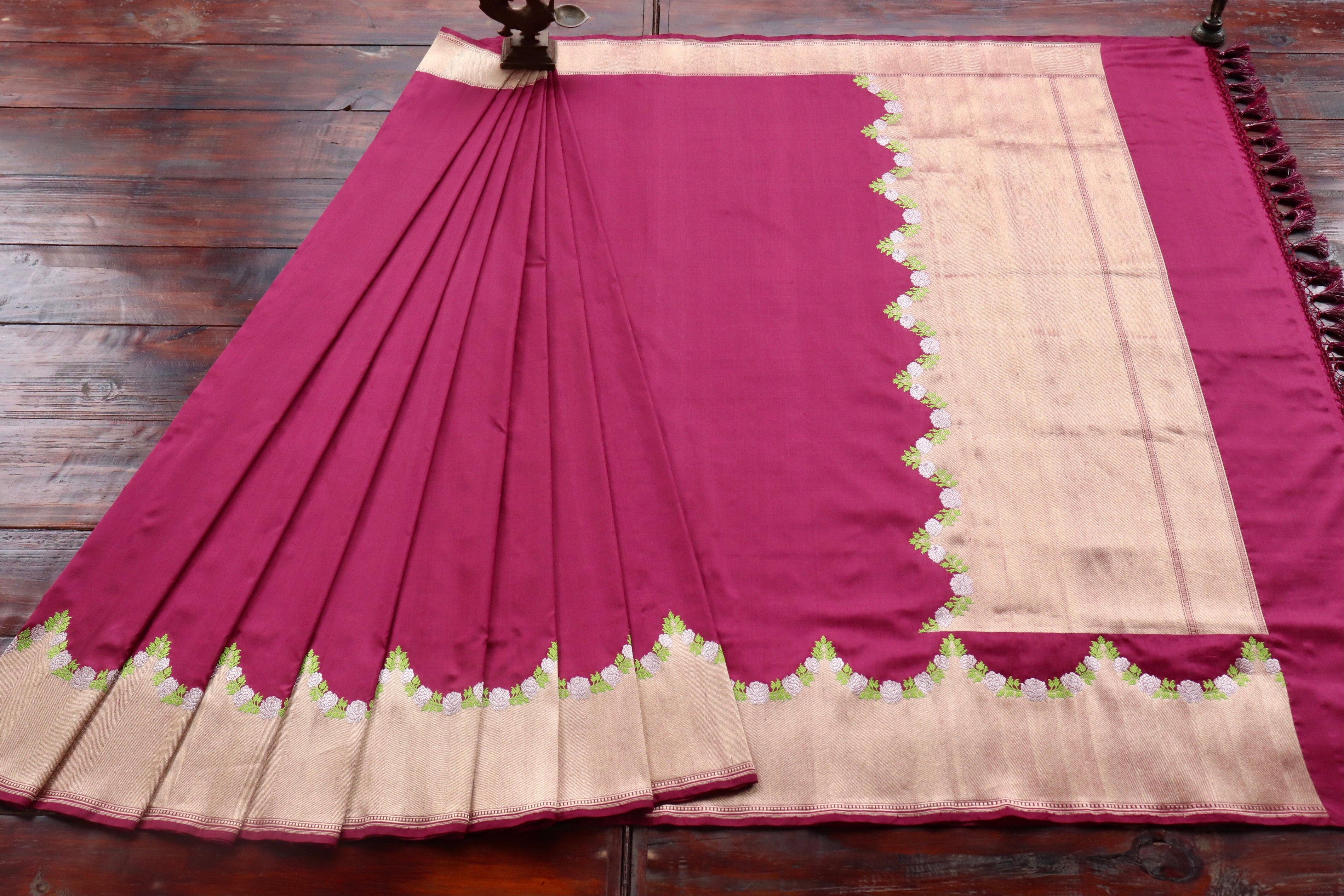 Burgundy Floral Border Pure Silk Handloom Banarasi Saree