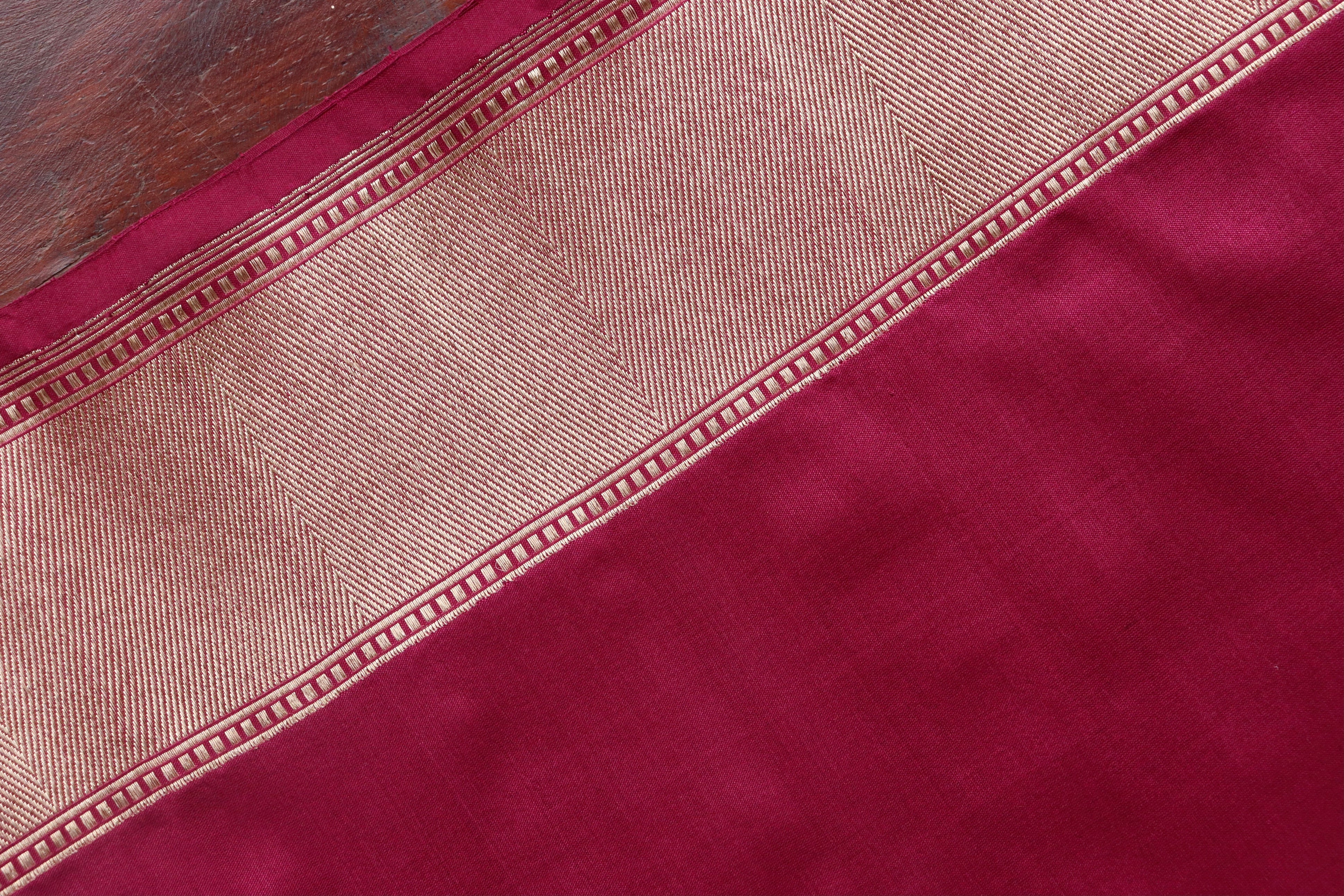 Burgundy Floral Border Pure Silk Handloom Banarasi Saree
