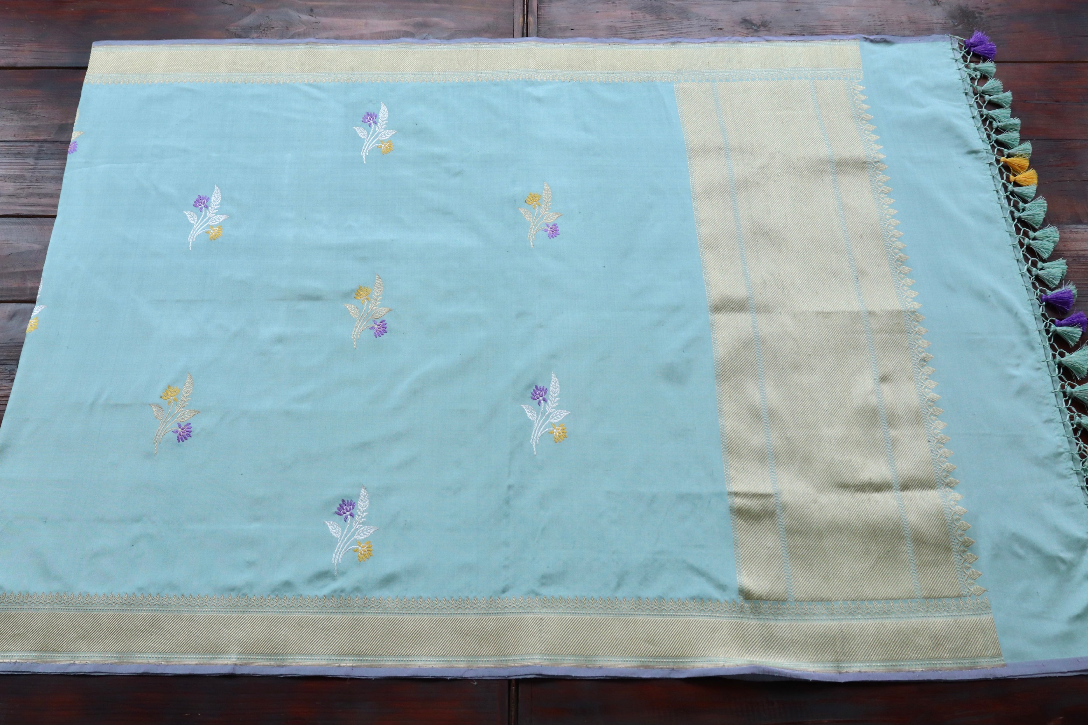 Sky Blue Leaf Motif Pure Silk Handloom Banarasi Dupatta