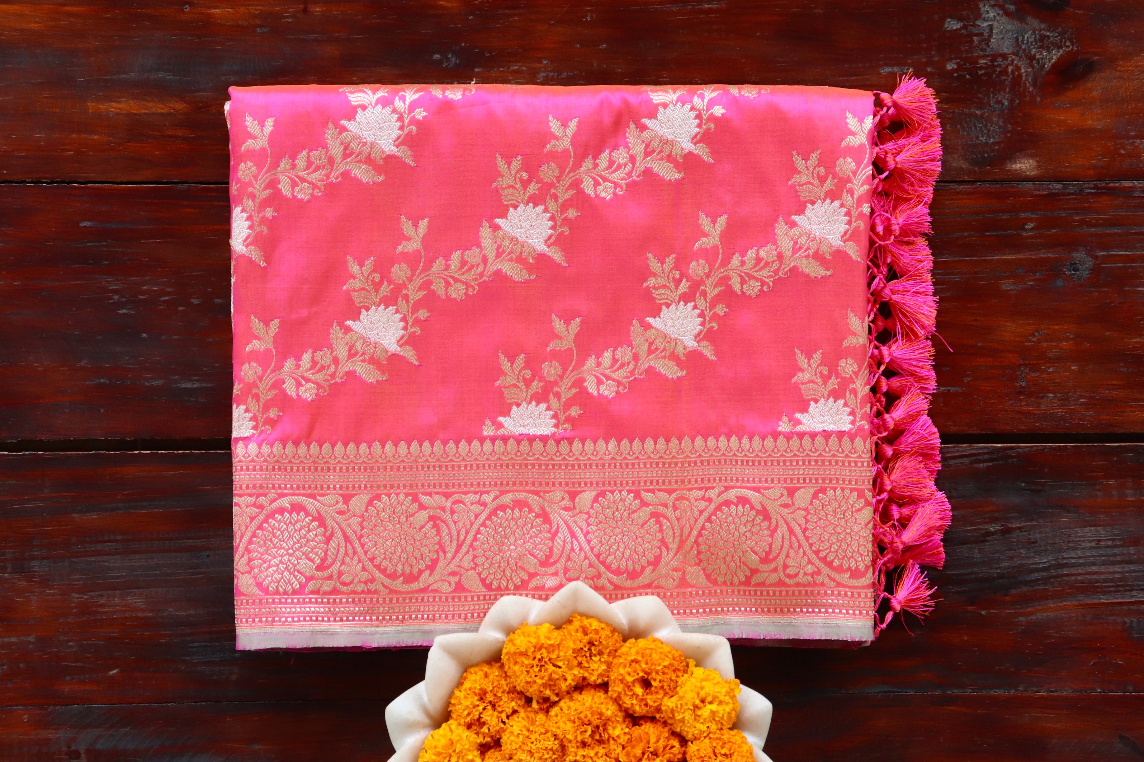 Bright Pink Jamal Jangla Pure Silk Handloom Banarasi Saree