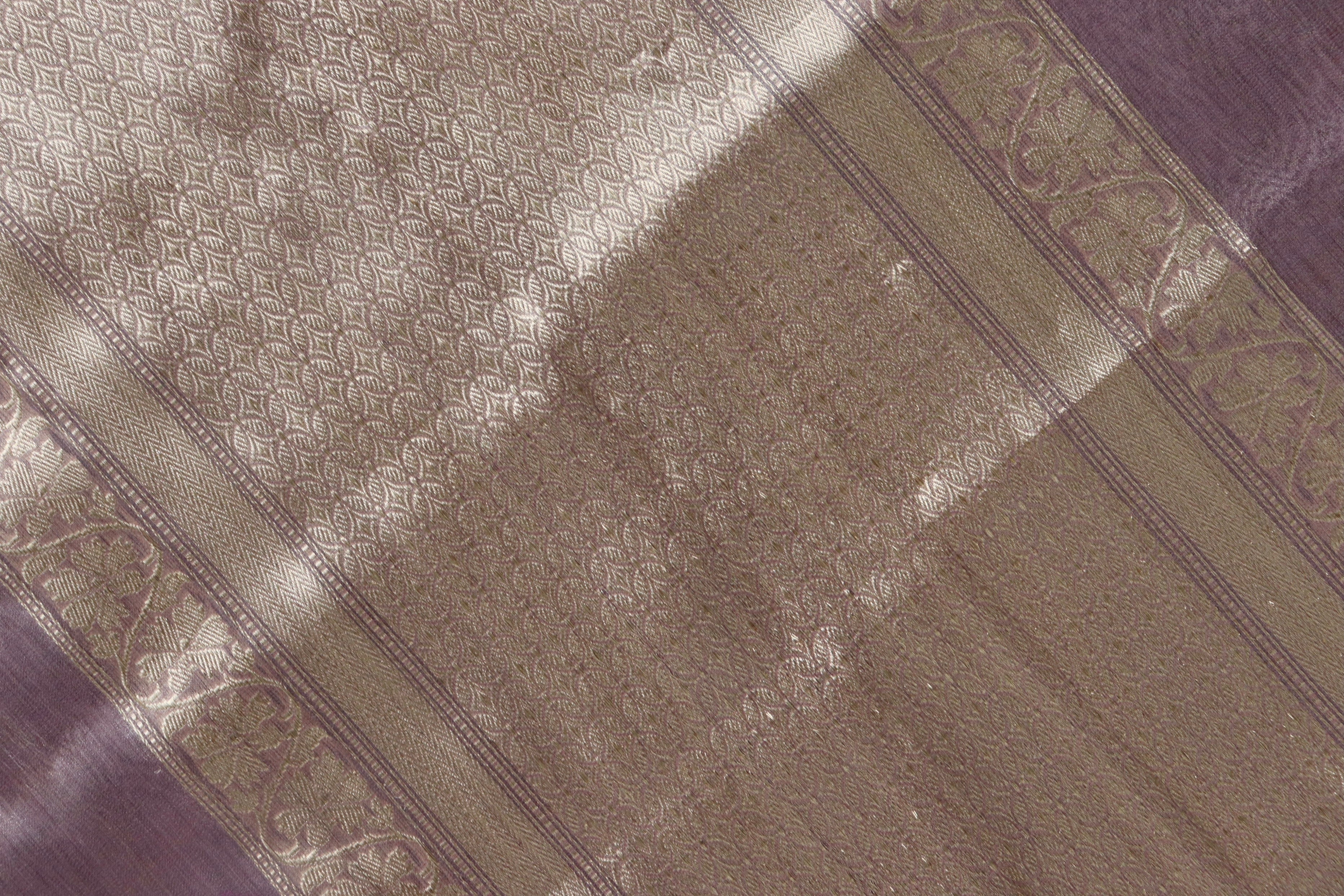 Lilac Guldasta Motif Pure Kora Silk Handloom Saree