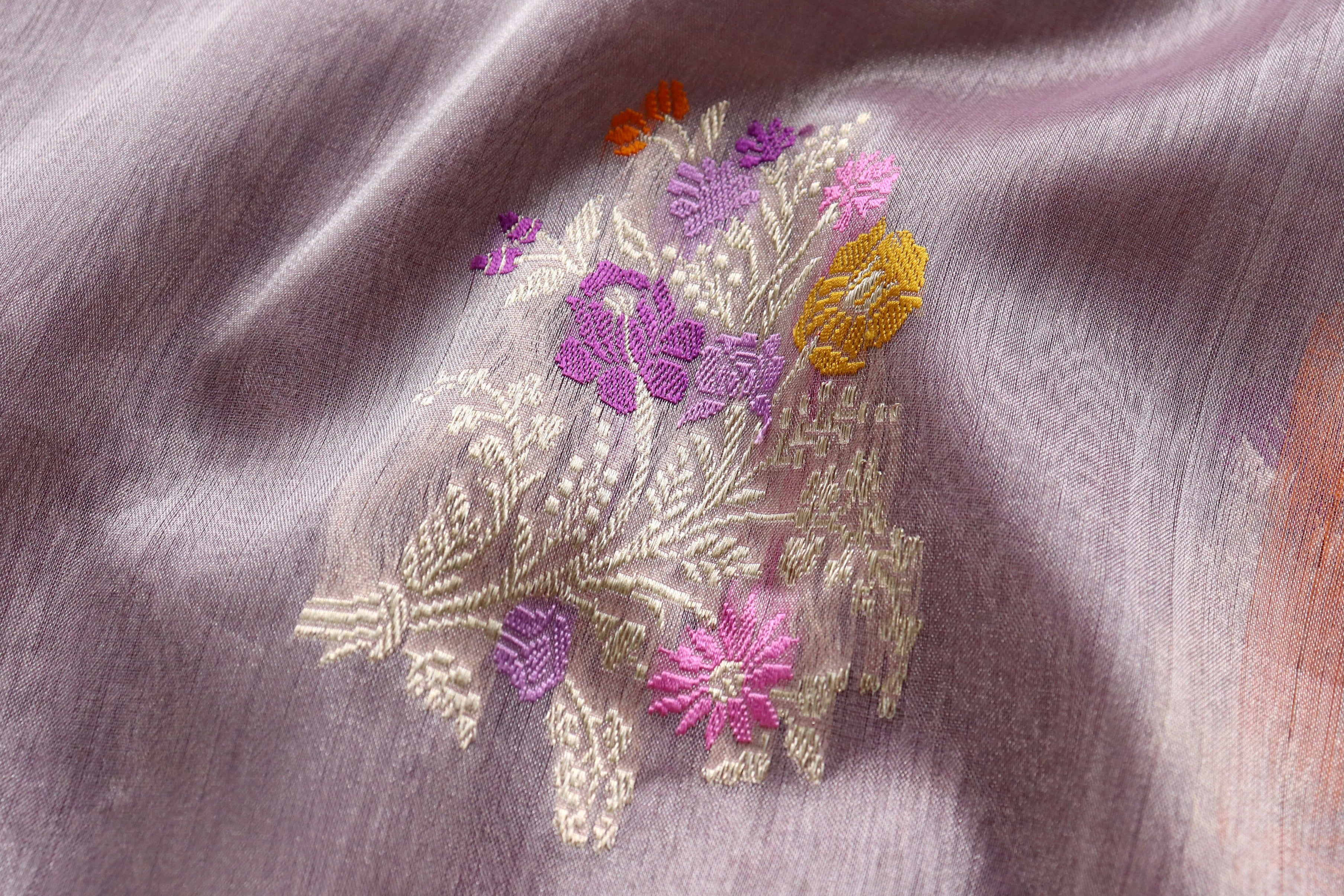 Lilac Guldasta Motif Pure Kora Silk Handloom Saree