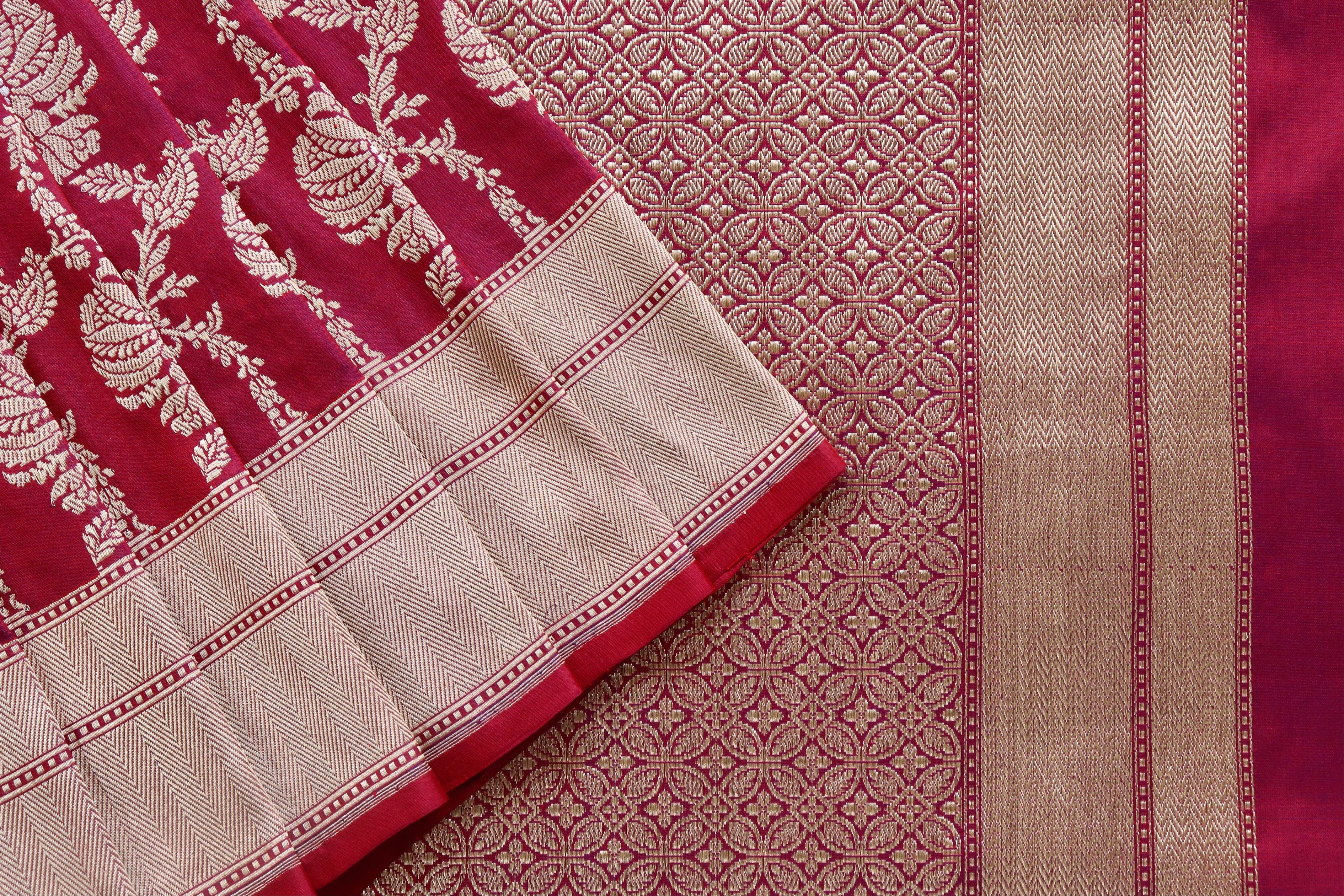 Burgundy Chinar Jangla Pure Silk Handloom Banarasi Saree