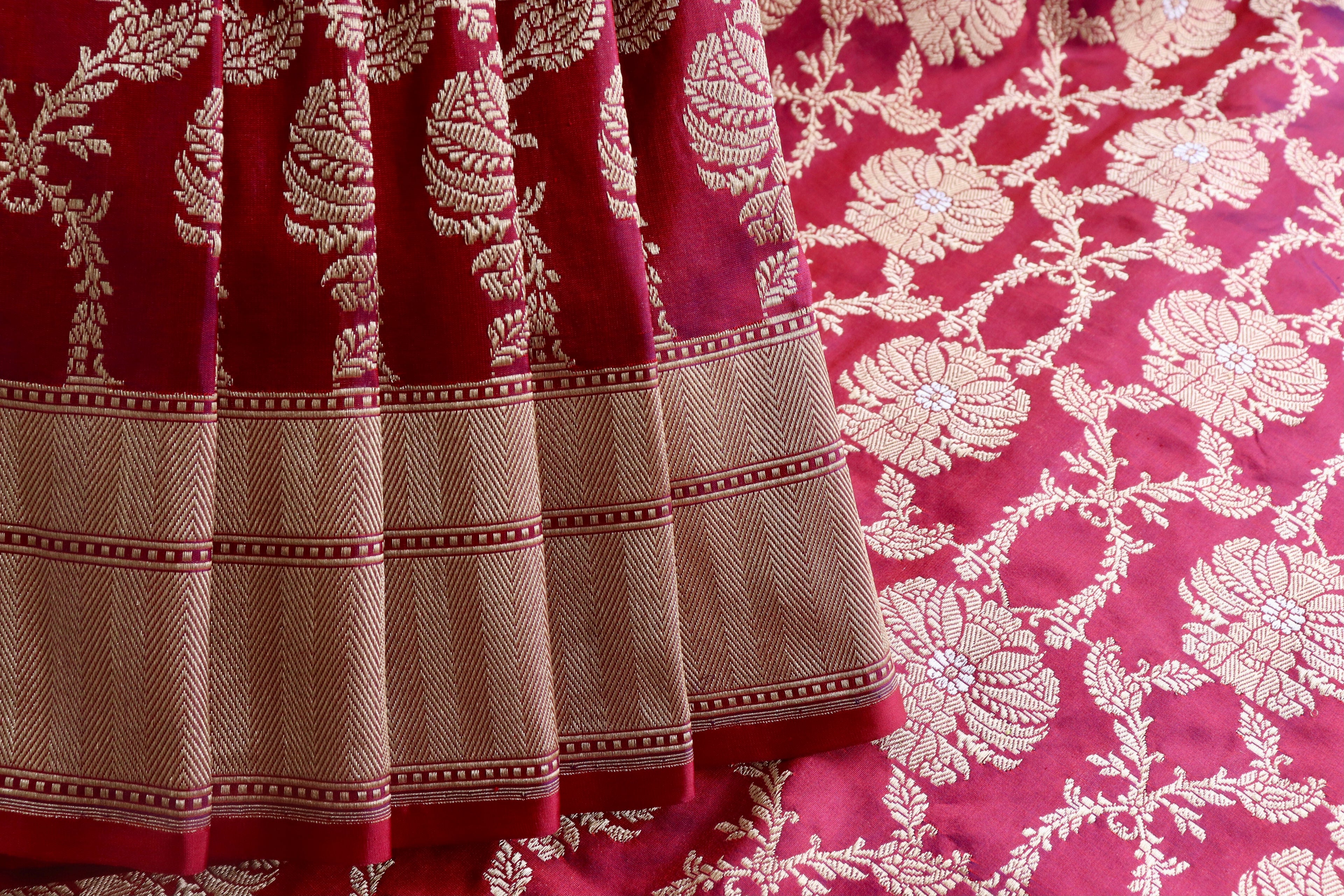 Burgundy Chinar Jangla Pure Silk Handloom Banarasi Saree