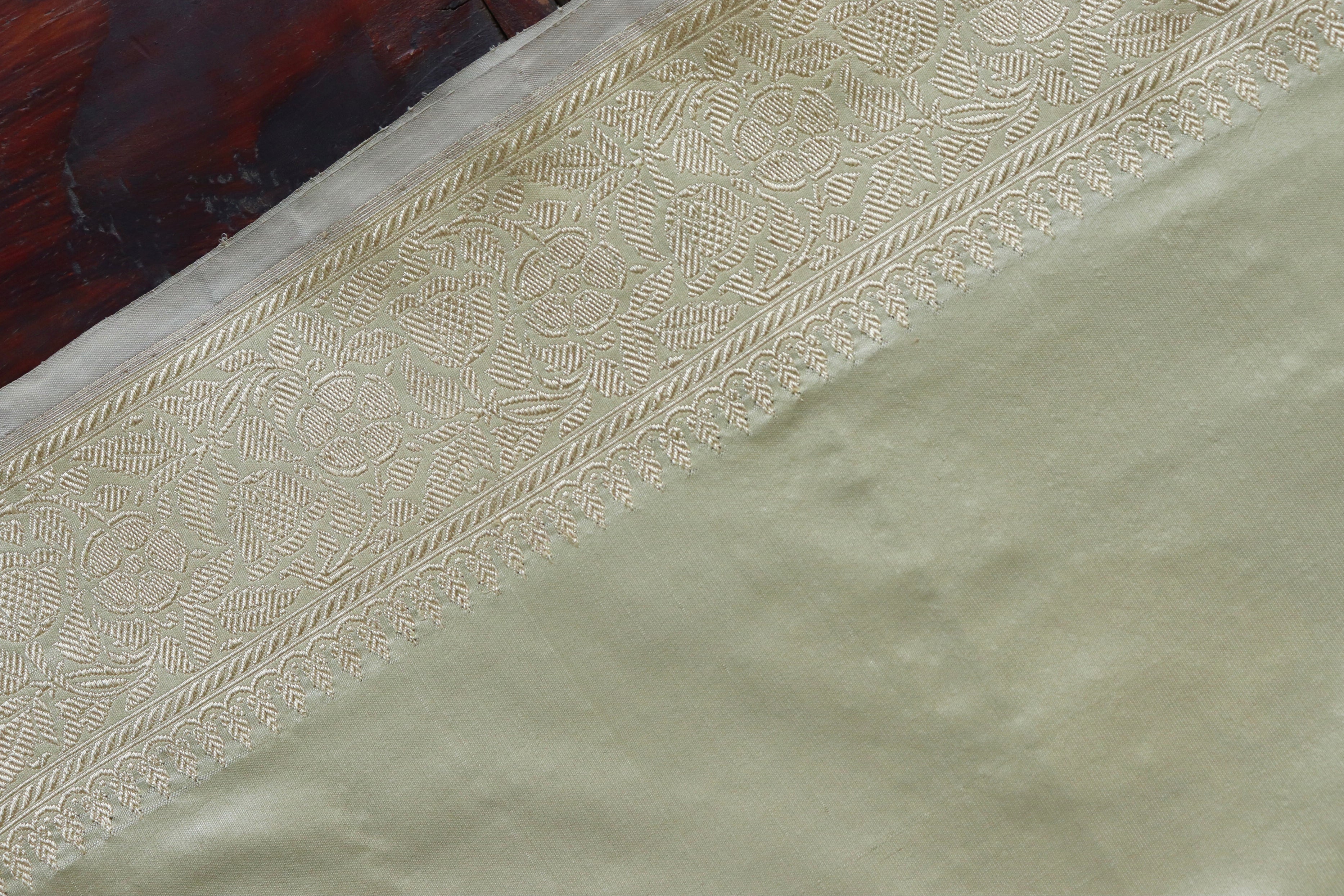 Cream Green Motif Pure Silk Handloom Banarasi Saree