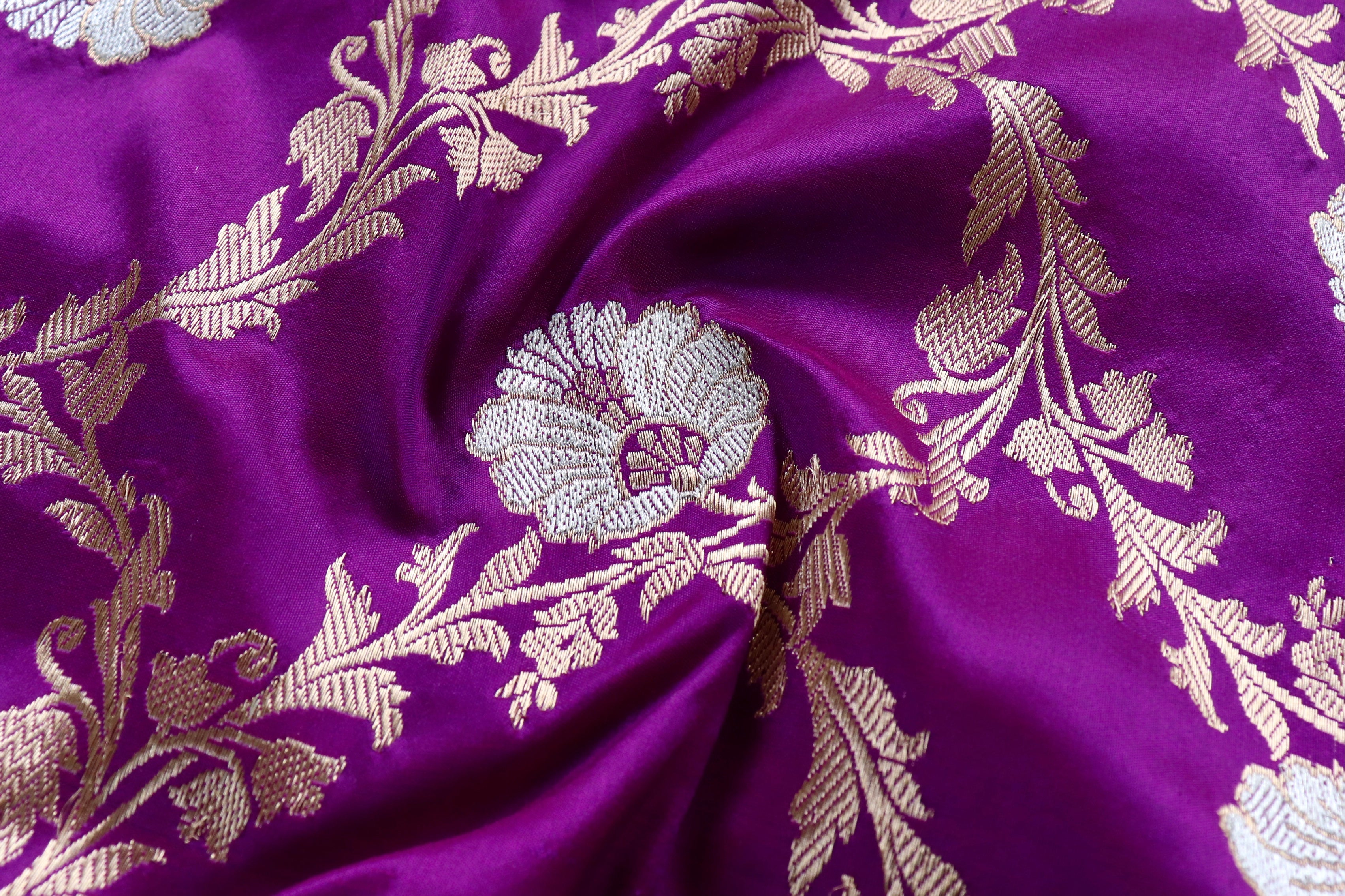 Purple Jangla Pure Silk Handloom Banarasi Dupatta