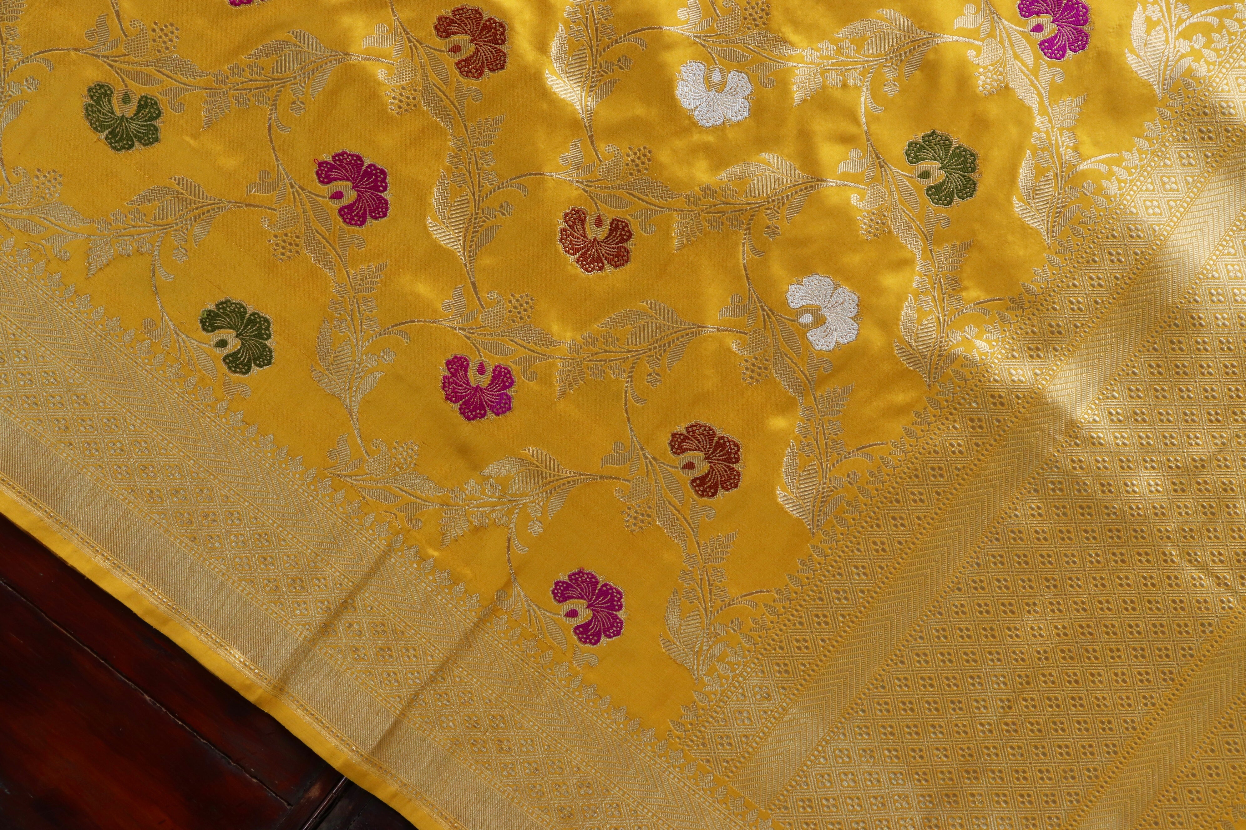 Yellow Meenadar Jangla Pure Silk Handloom Banarasi Dupatta