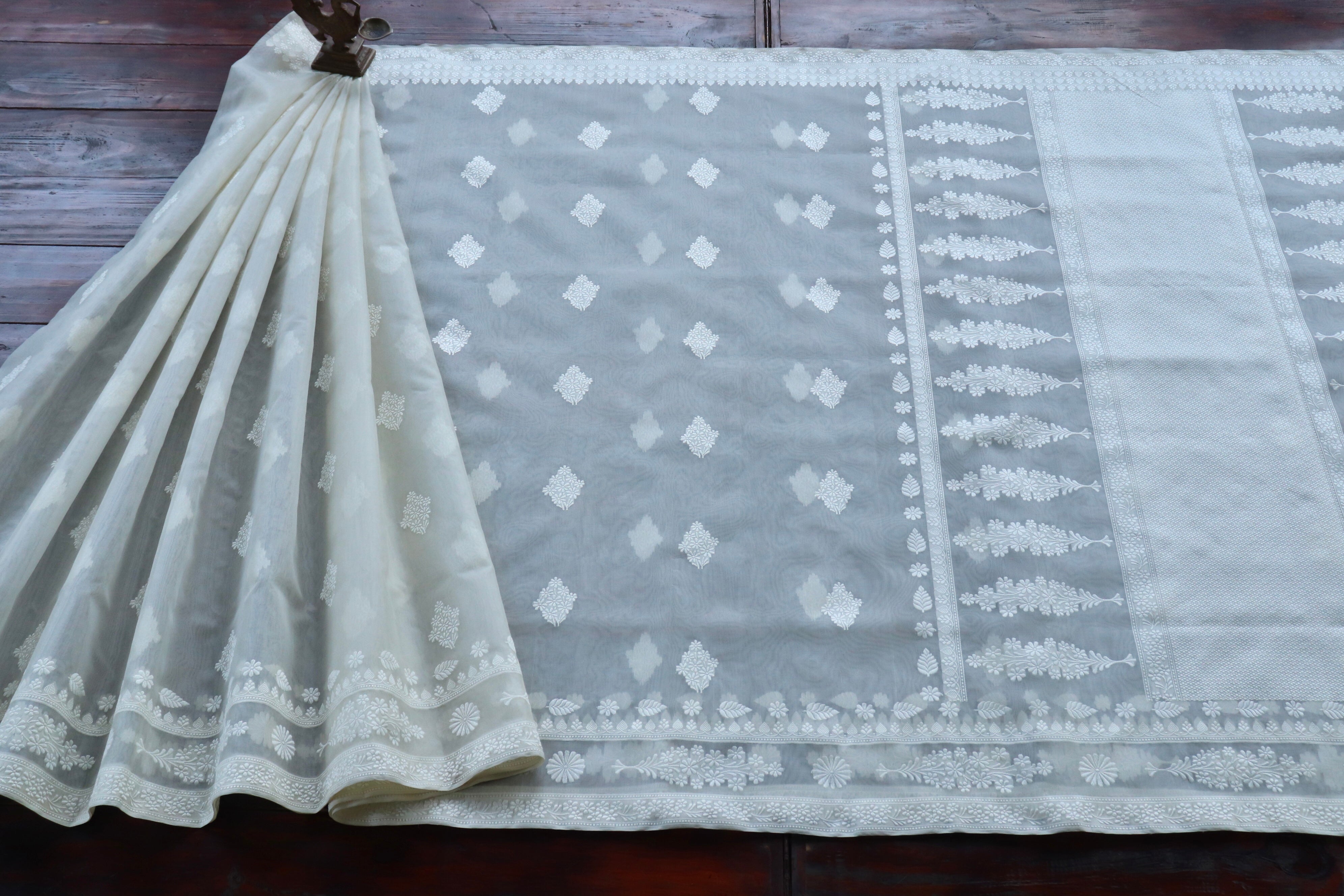 White Resham Kadhua Pure Kora Silk Handloom Saree