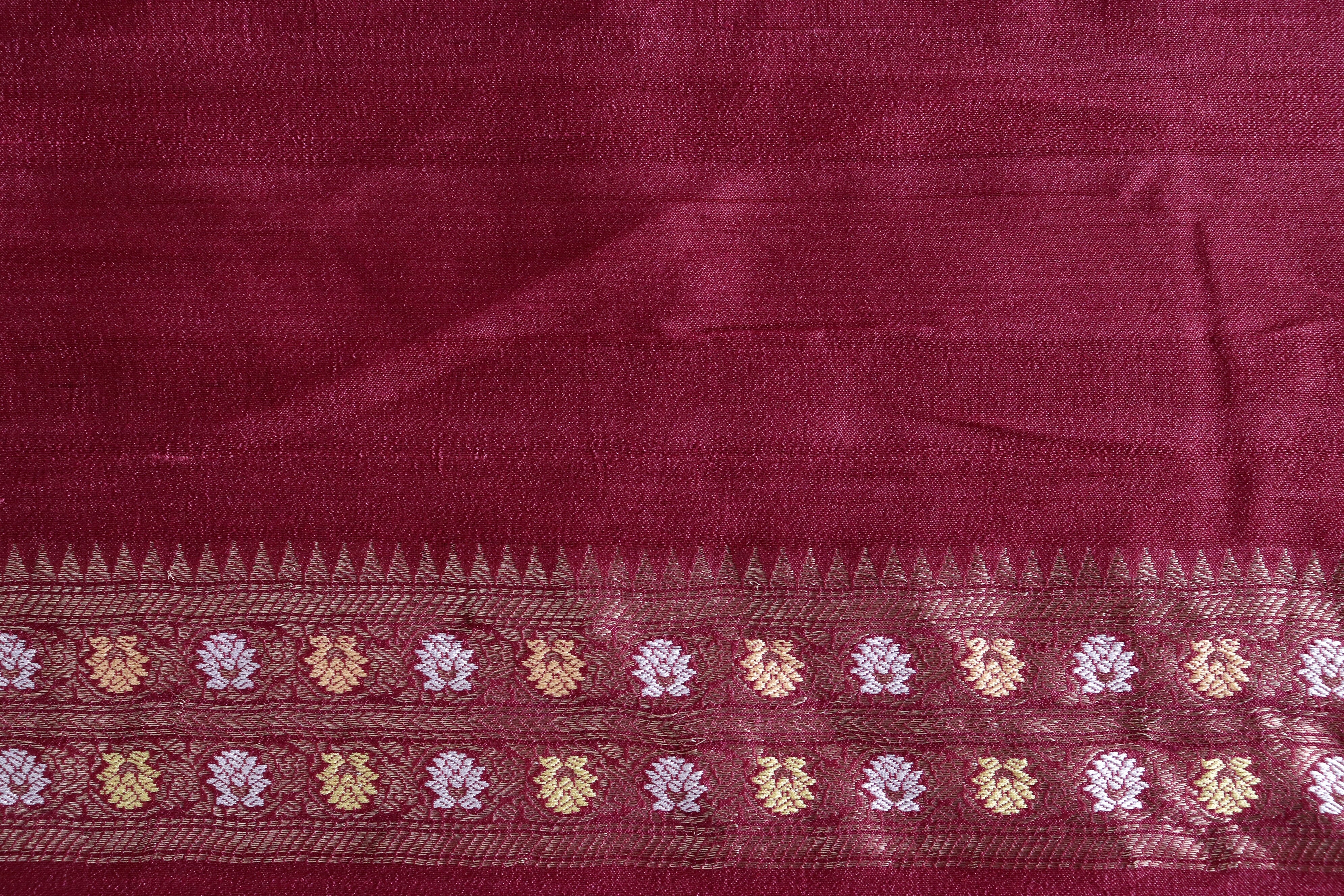 Maroon Guldasta Motif Handwoven Tussar Silk Saree