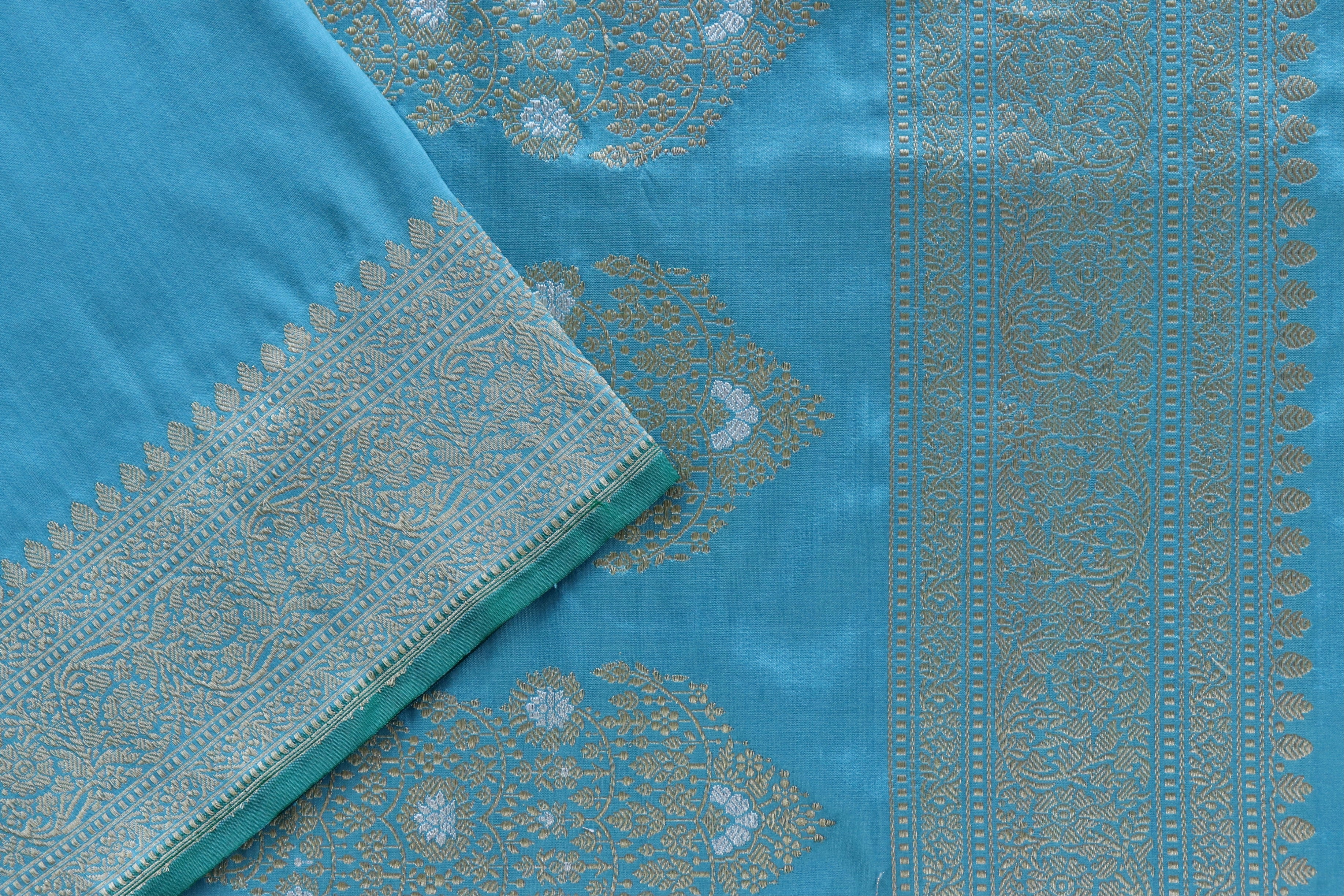 Sky Blue Phool Buta Pure Silk Handloom Banarasi Saree