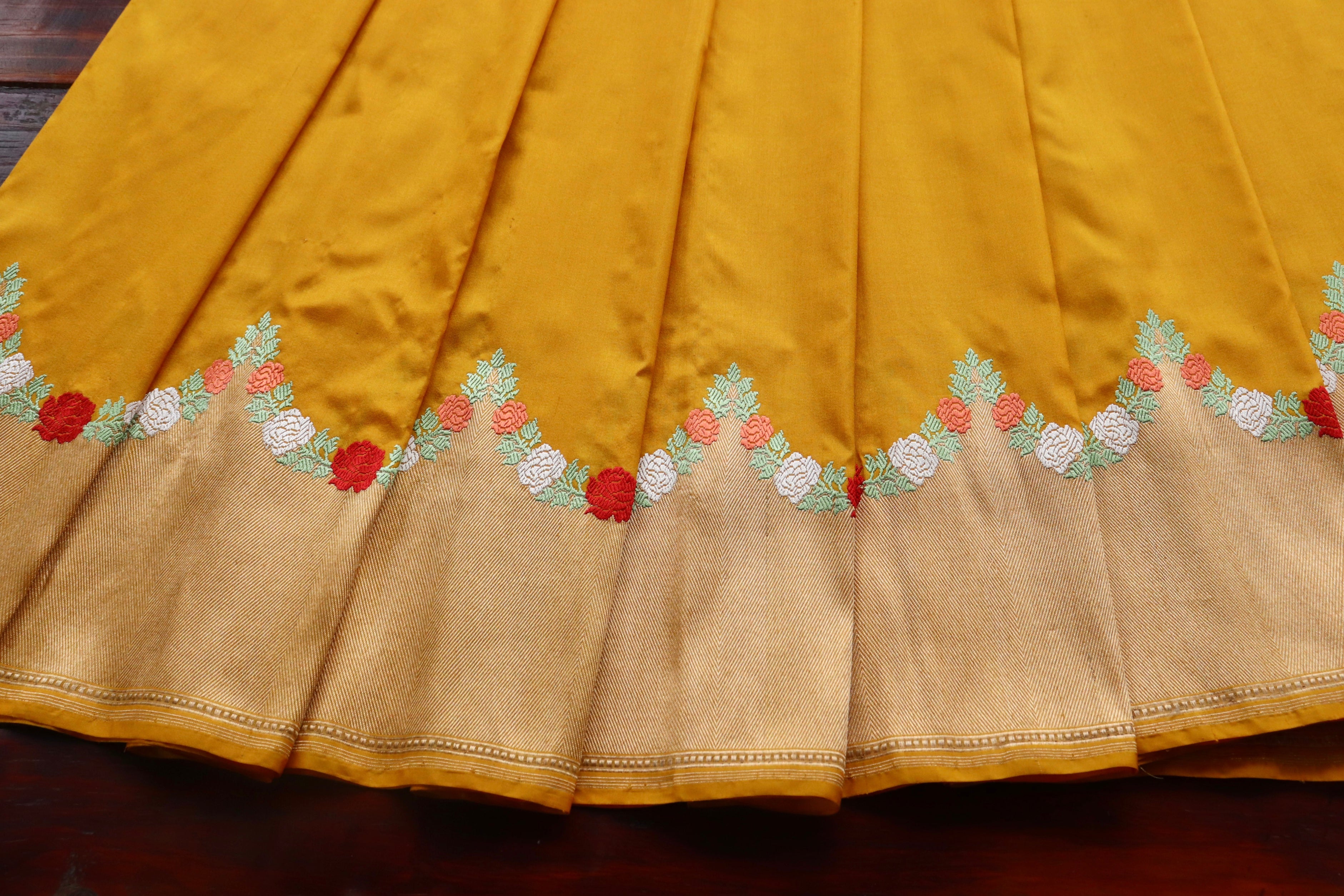 Yellow Floral Border Pure Silk Handloom Banarasi Saree