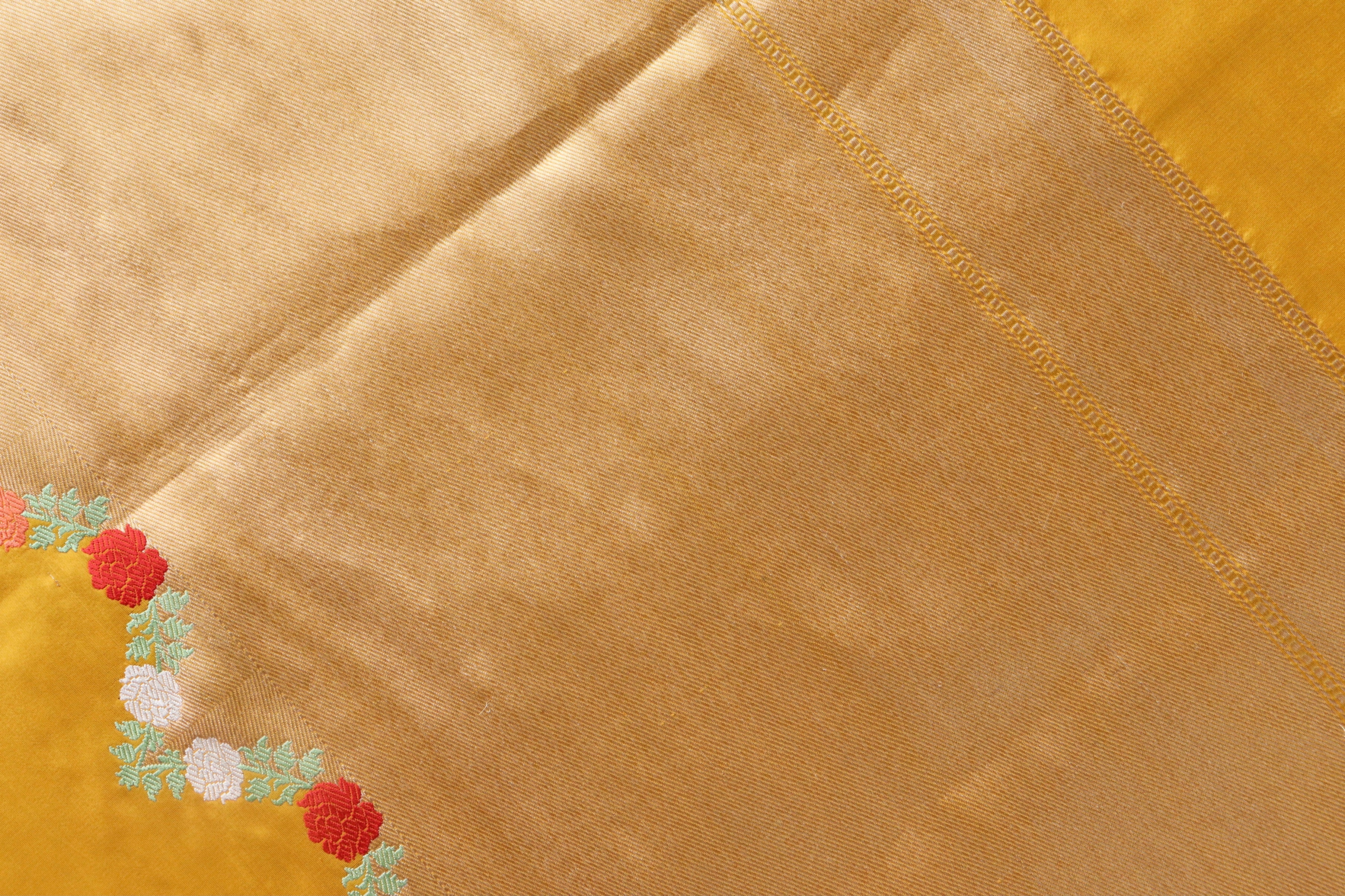 Yellow Floral Border Pure Silk Handloom Banarasi Saree