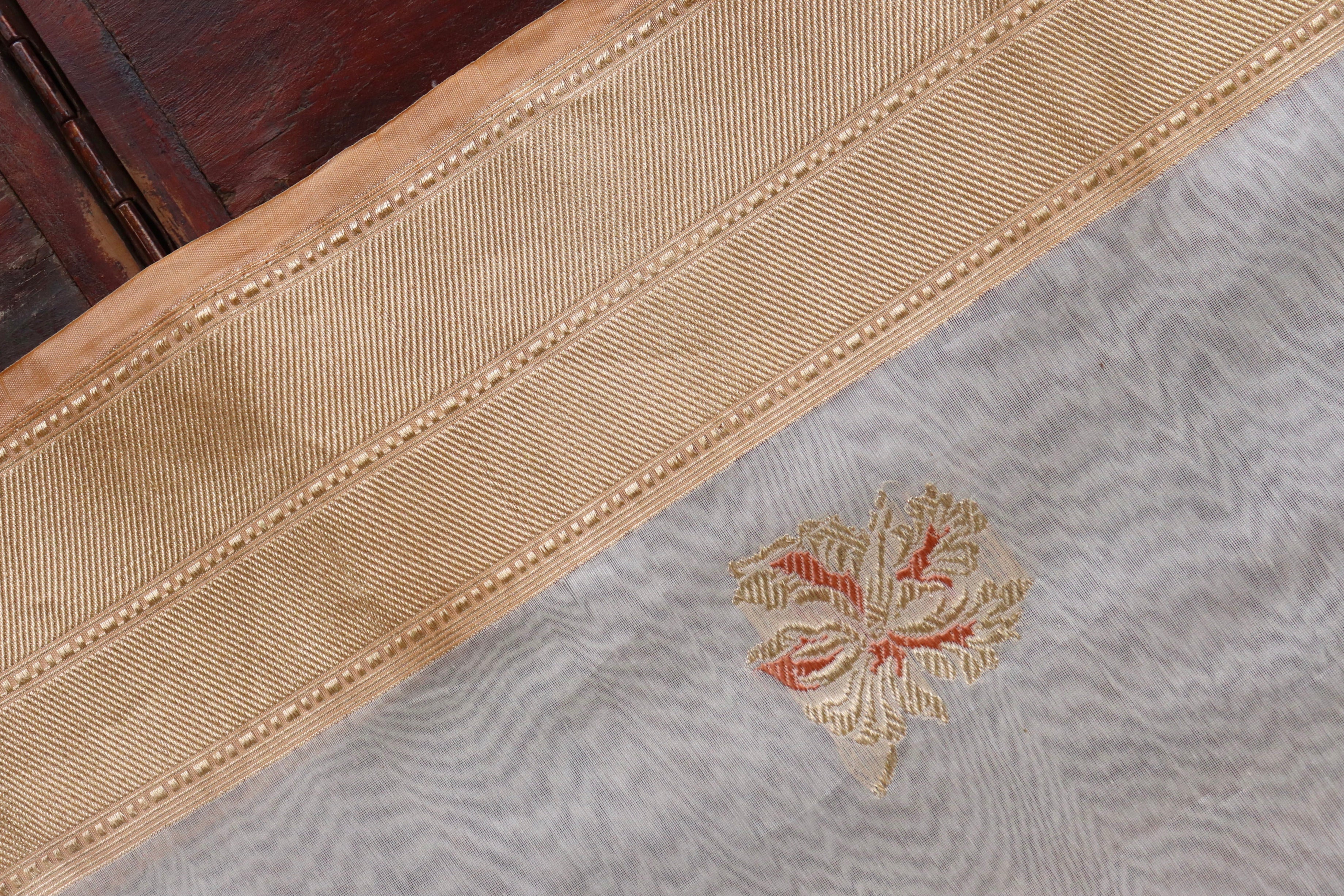 White Kadhua Organza By Cotton Handloom Banarasi Saree