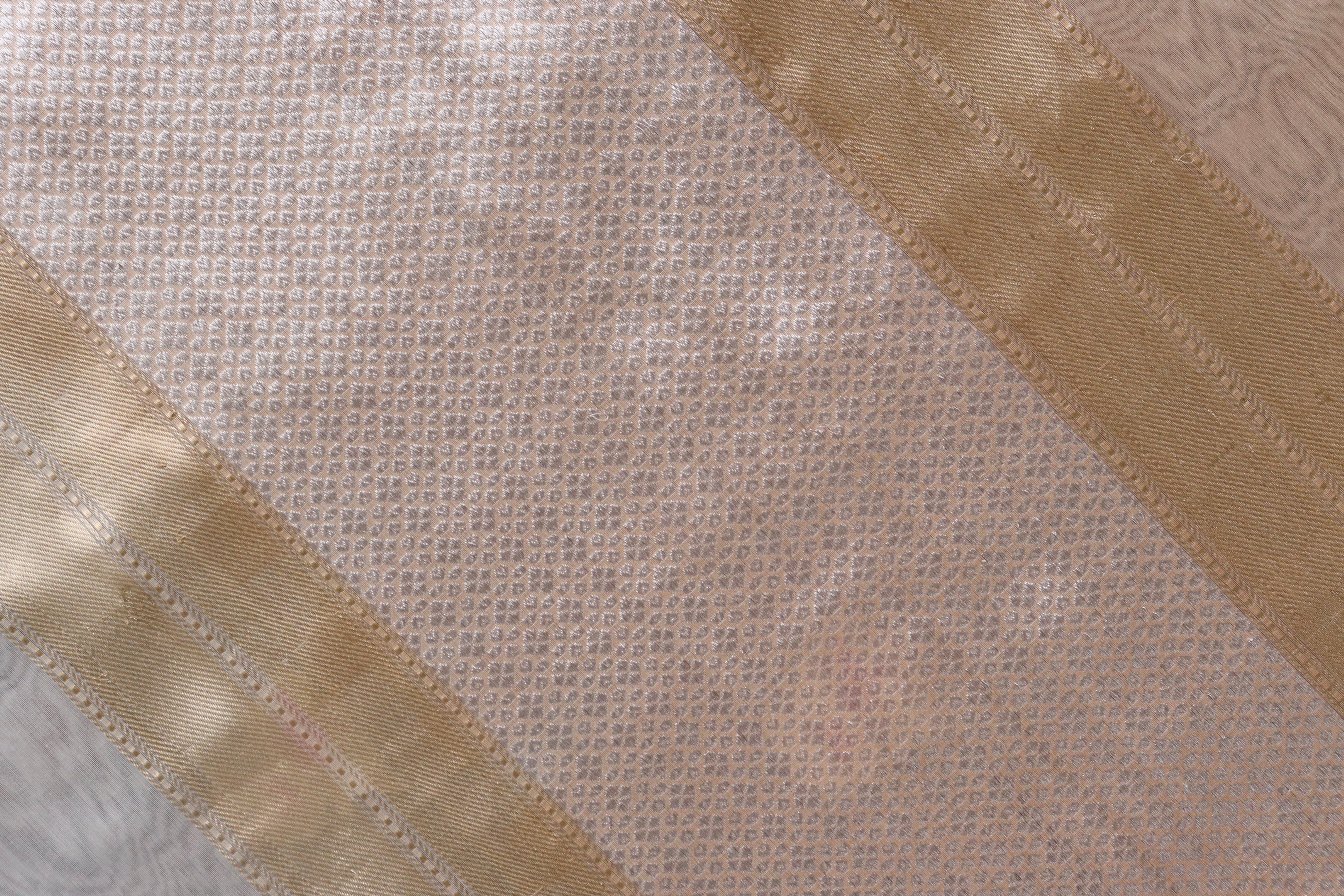 White Kadhua Organza By Cotton Handloom Banarasi Saree