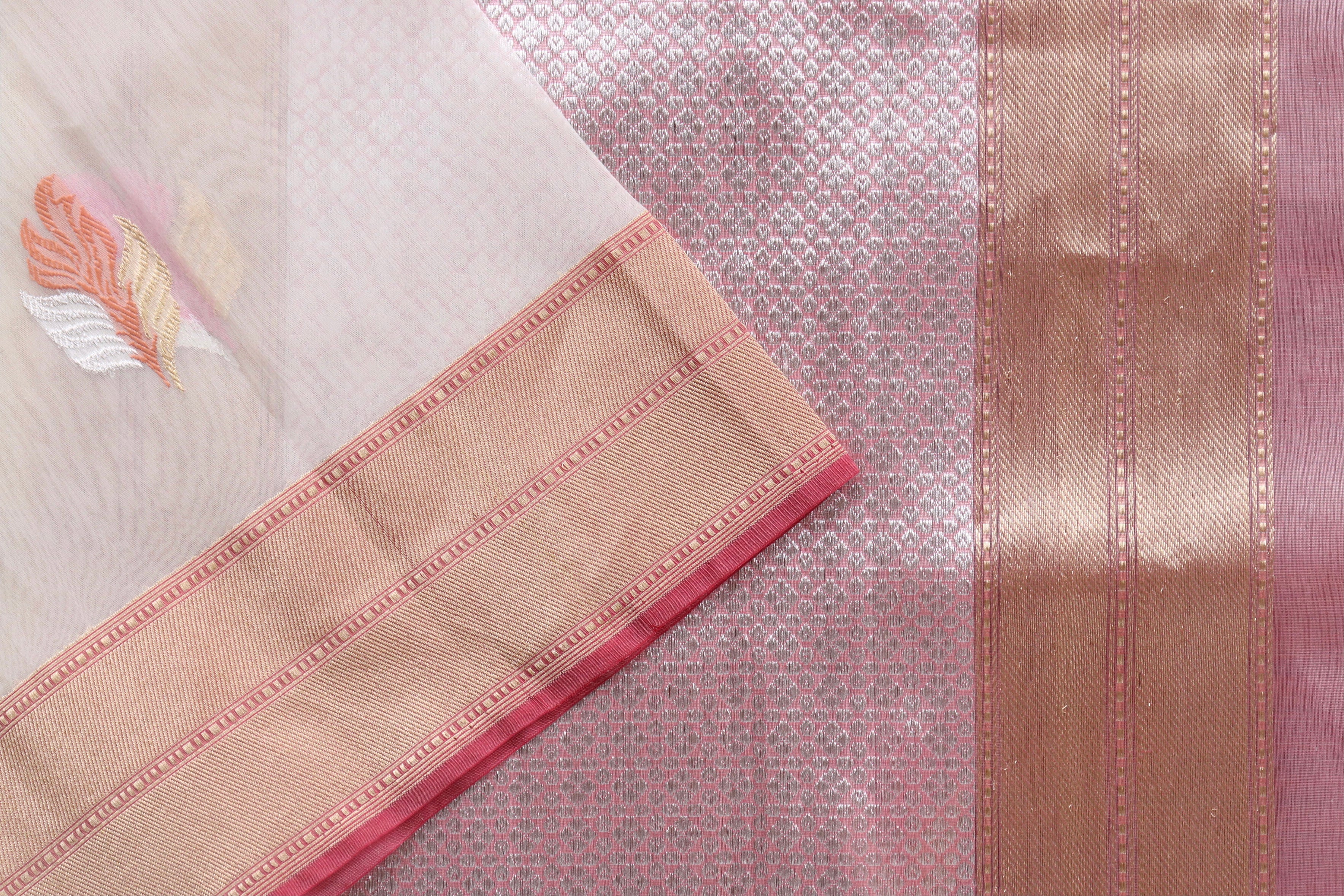 White Kadhua Organza Handloom Banarasi Saree