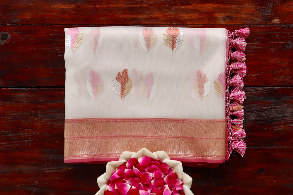 White Kadhua Organza Banarasi Saree | Stuti Weaves